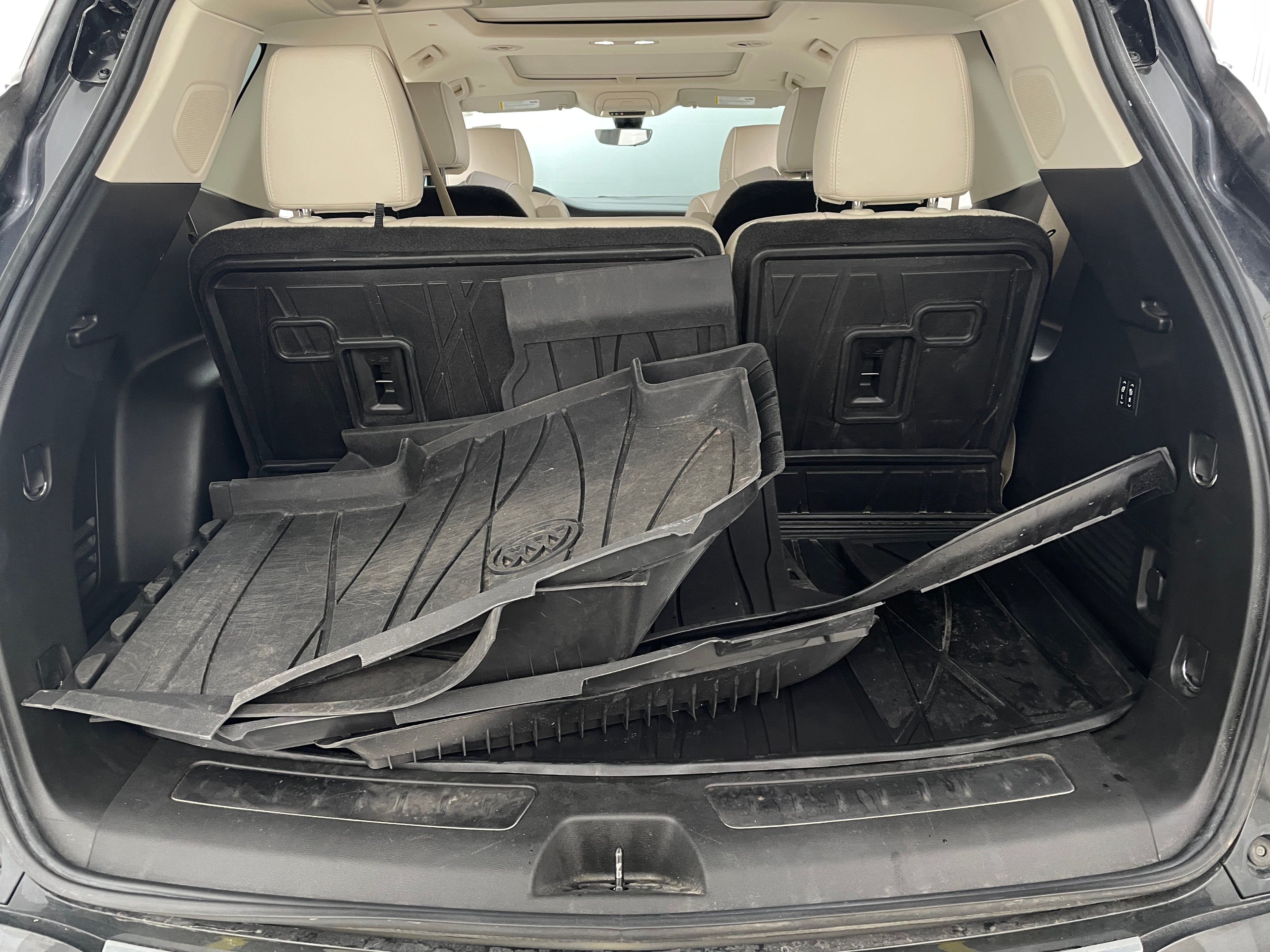 2022 Buick Enclave Avenir 6