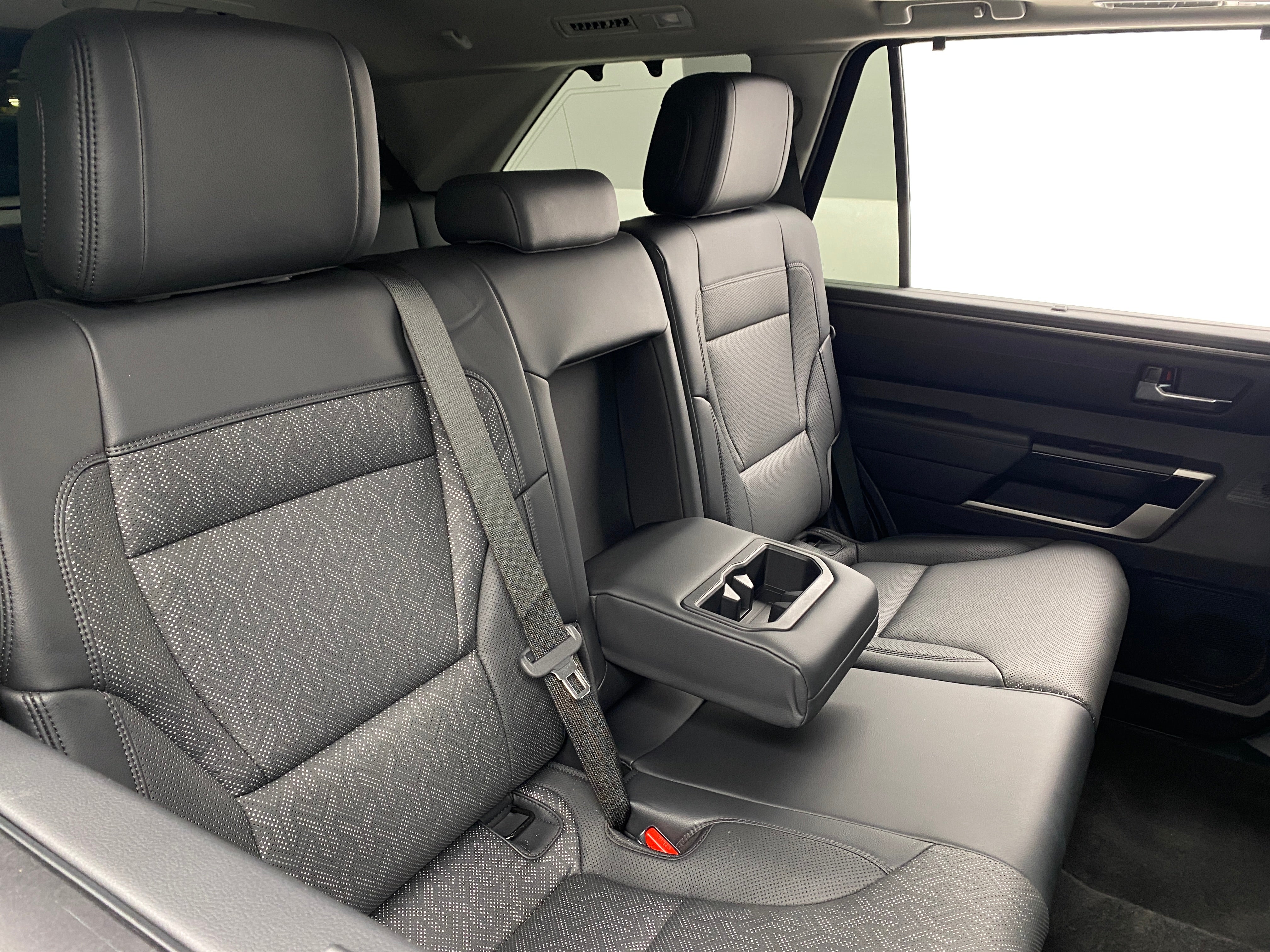 2023 Toyota Sequoia Limited 6