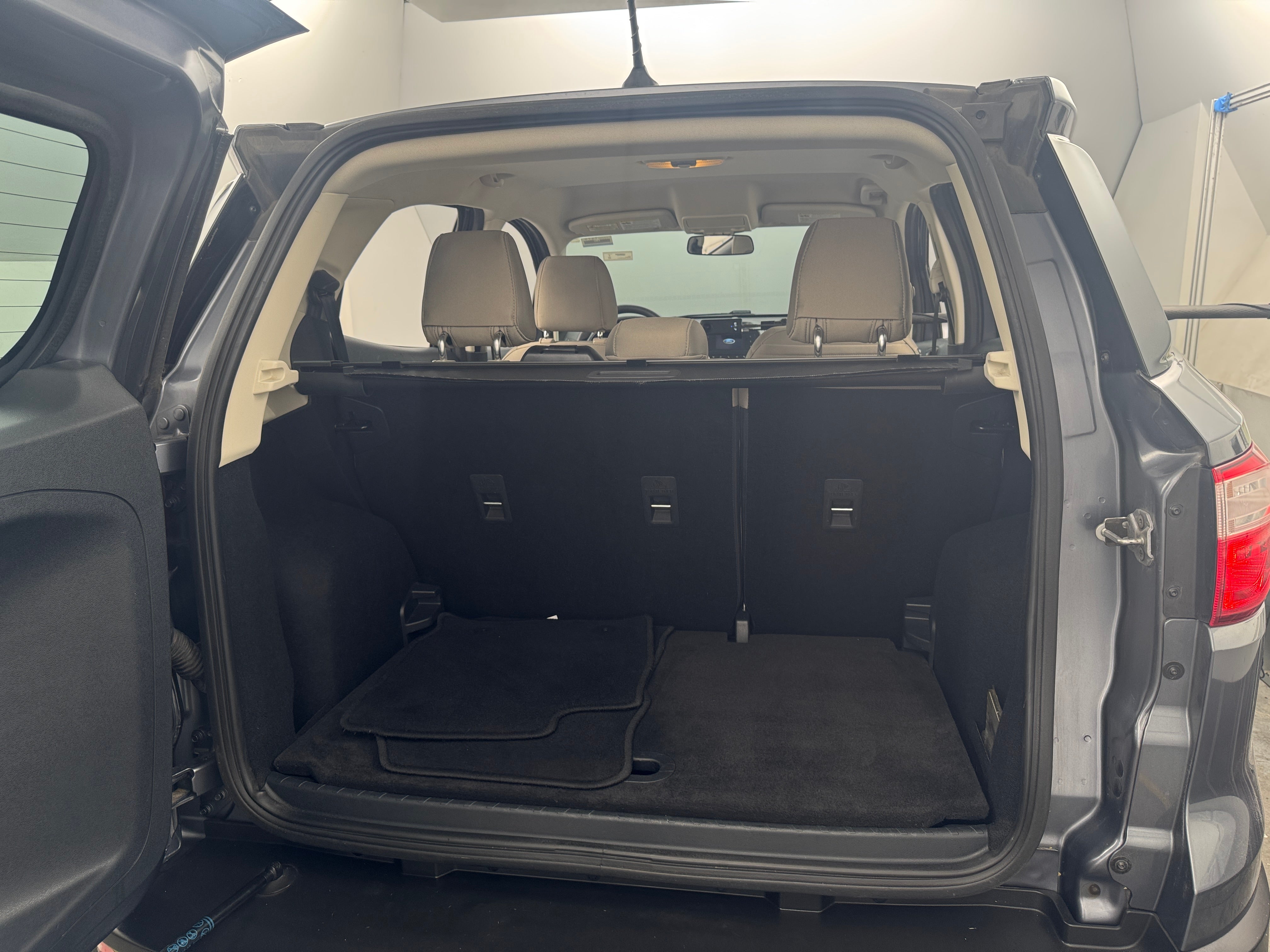 2018 Ford EcoSport S 7