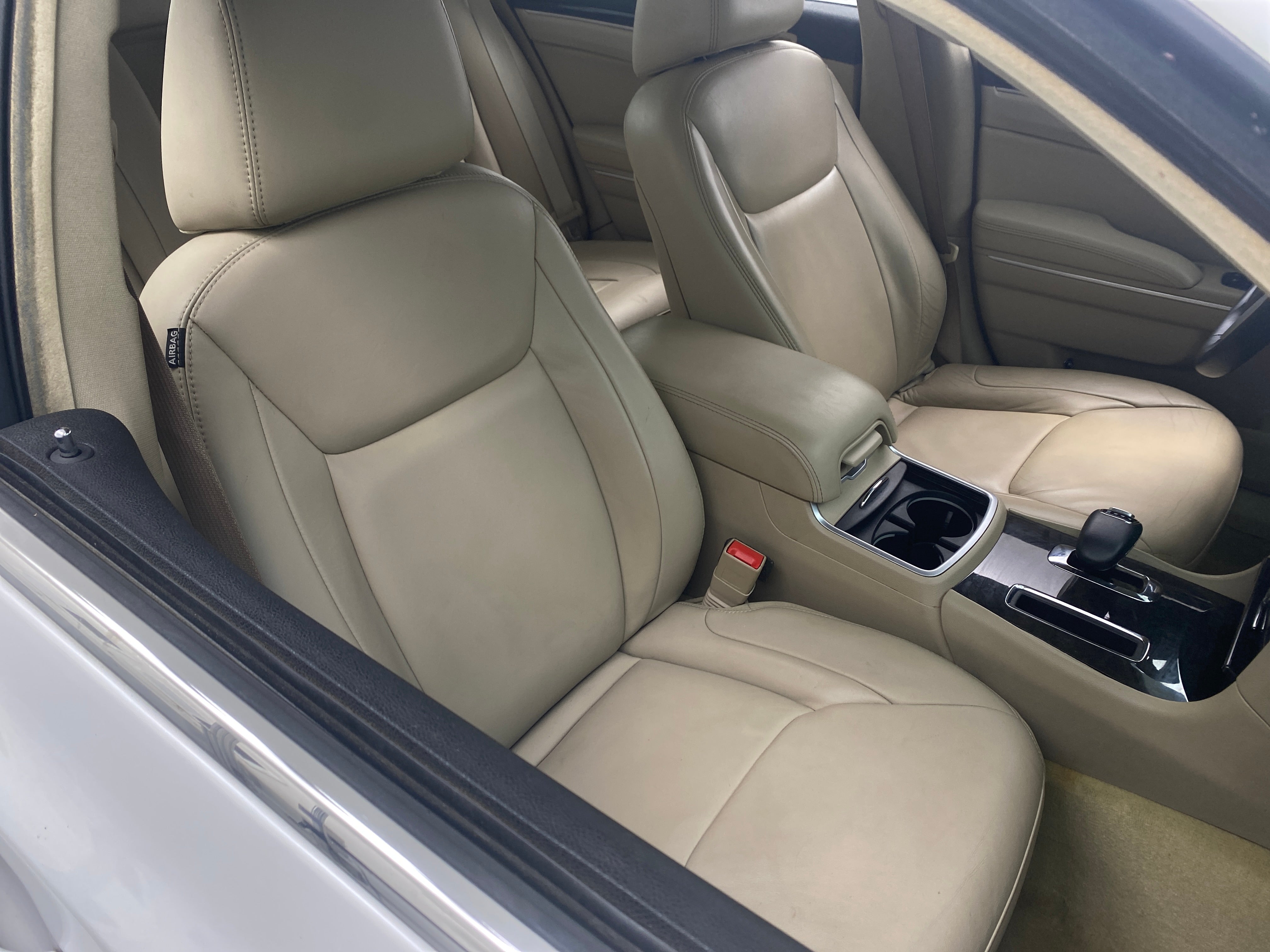 2014 Chrysler 300  2