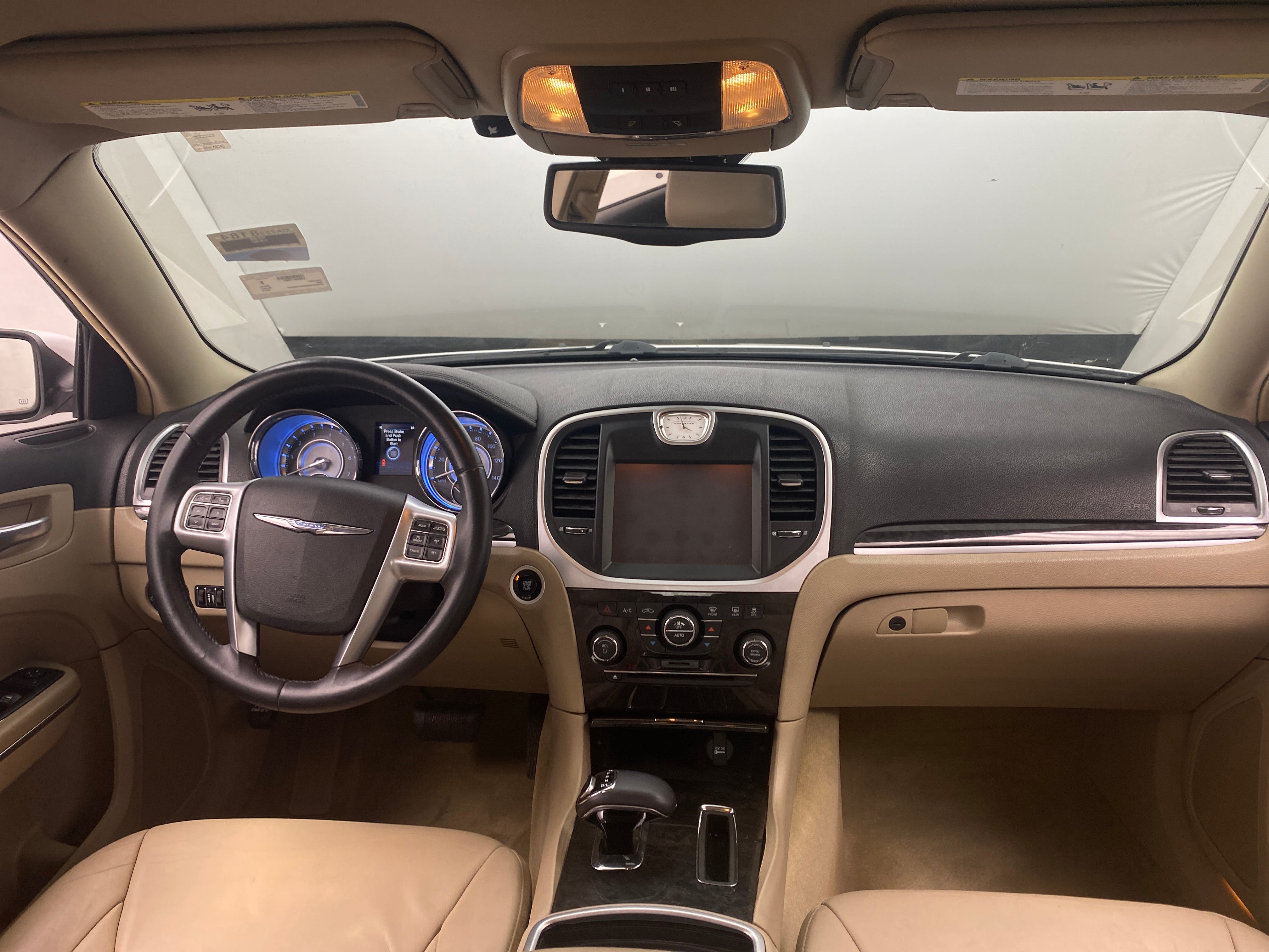 2014 Chrysler 300  3