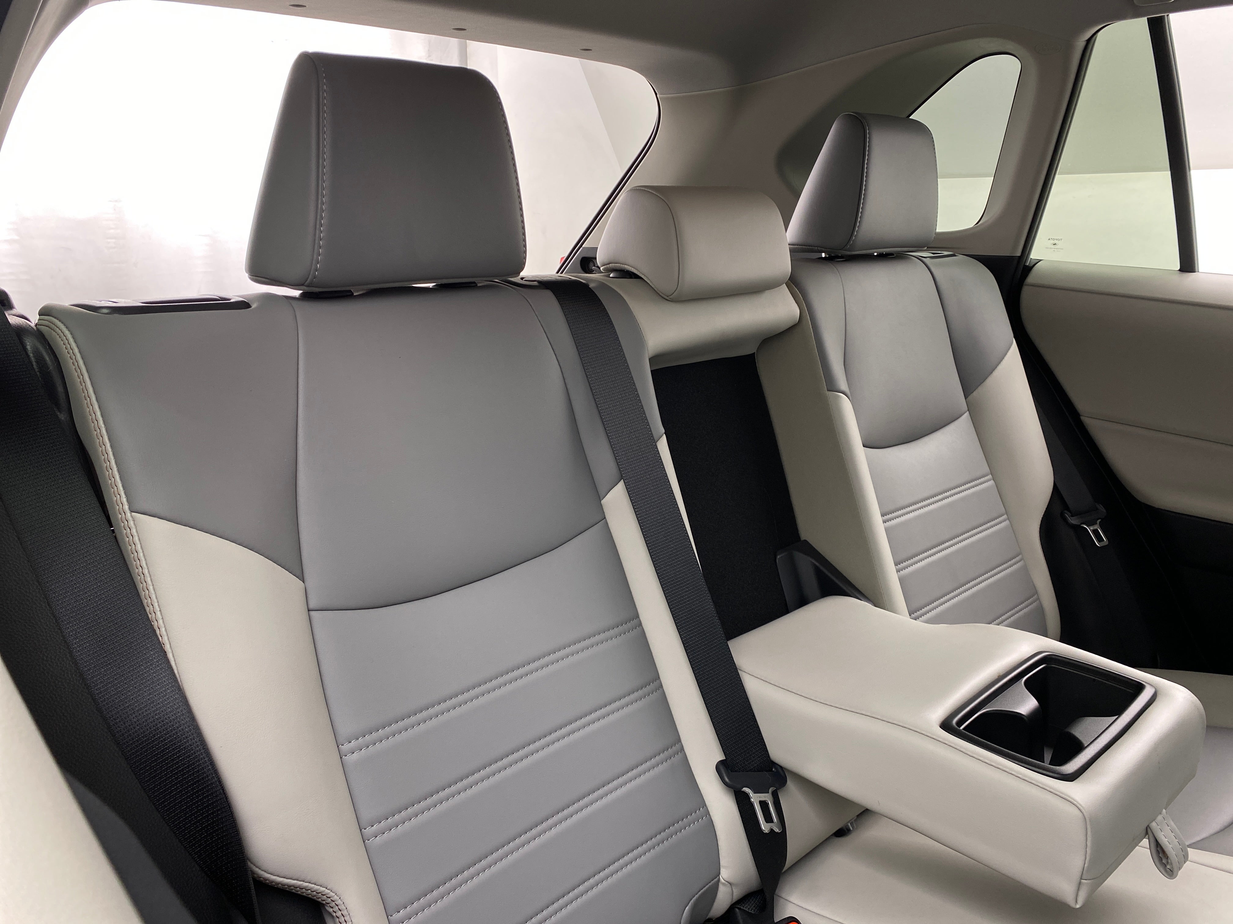 2021 Toyota RAV4 XLE Premium 5