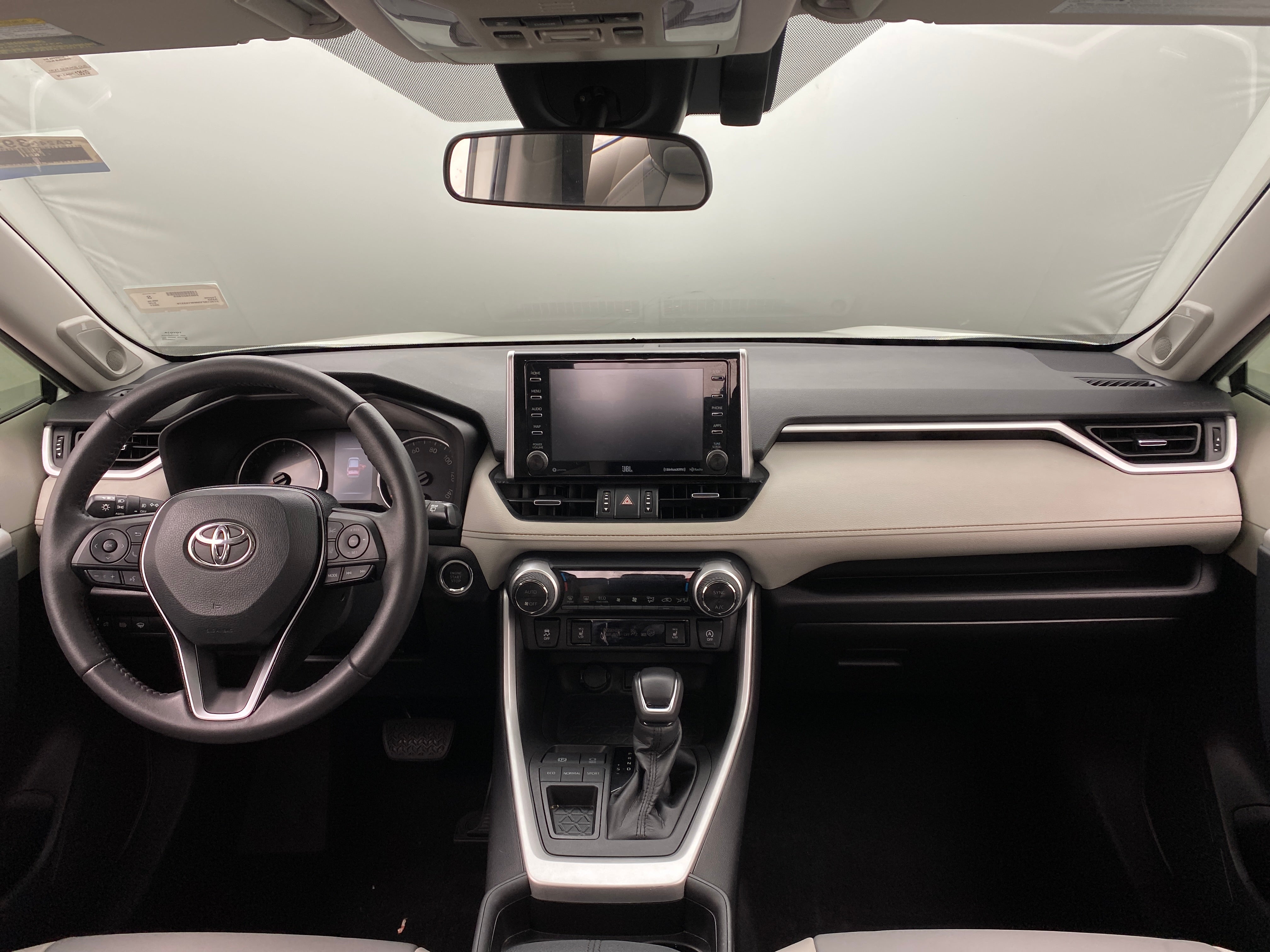 2021 Toyota RAV4 XLE Premium 2