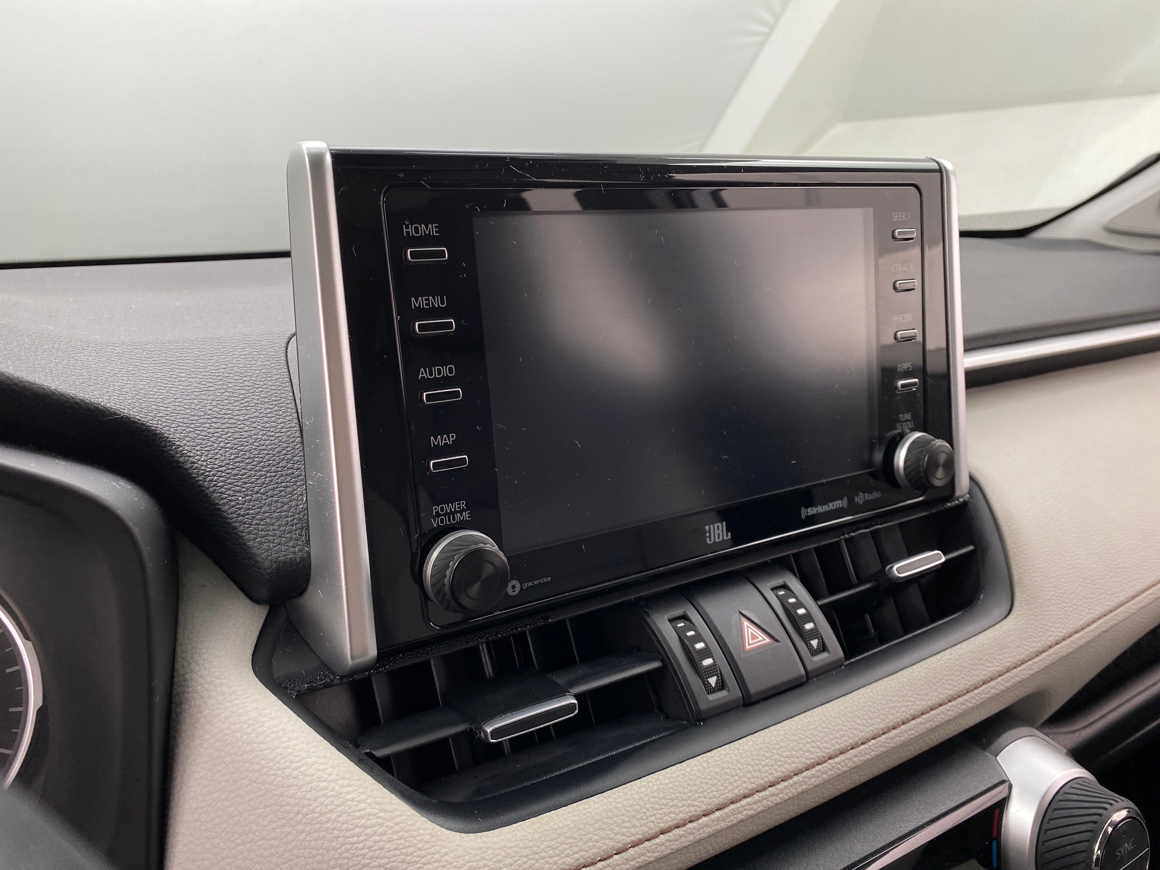 2021 Toyota RAV4 XLE Premium 3