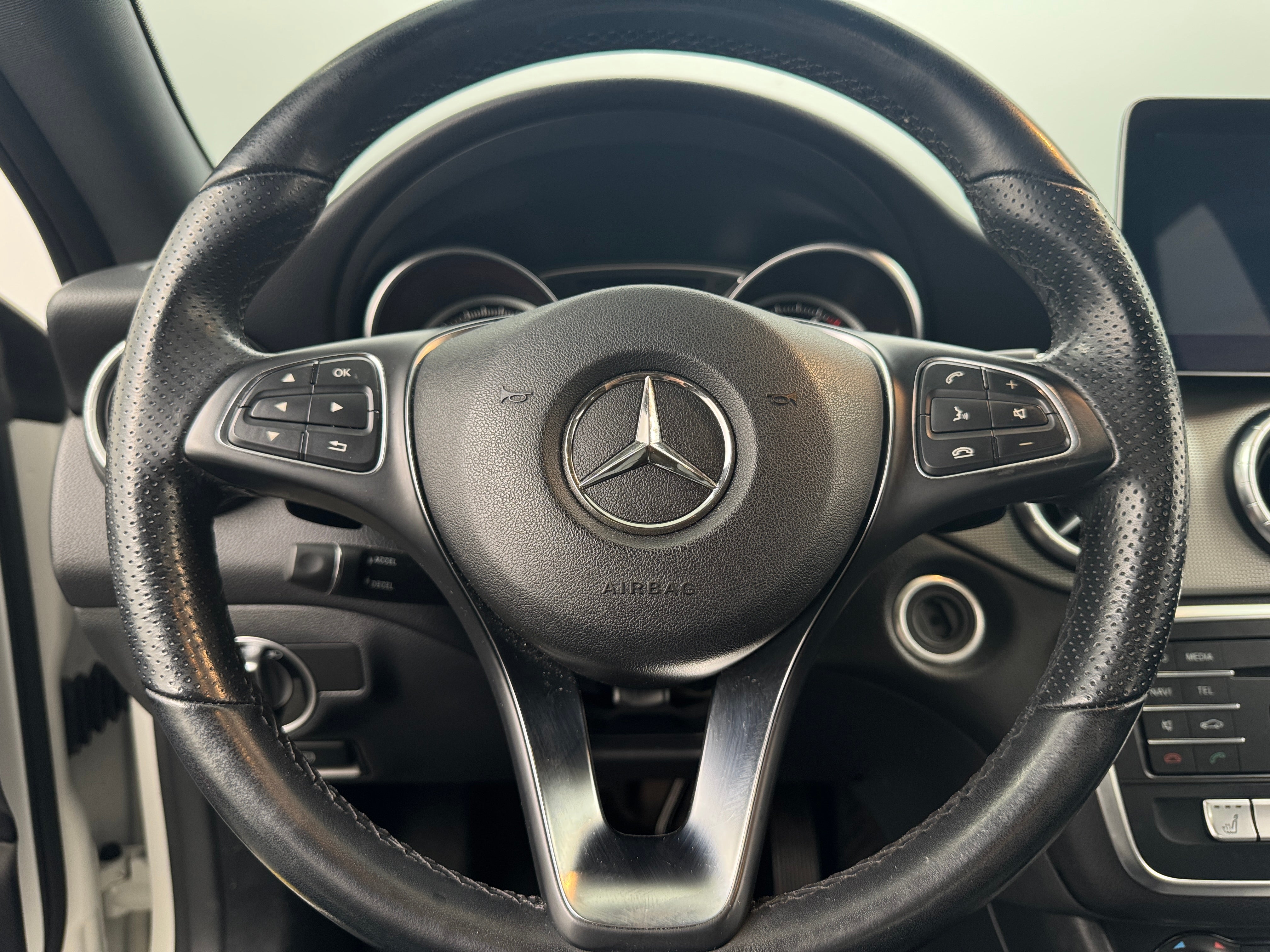 2019 Mercedes-Benz CLA 250 5