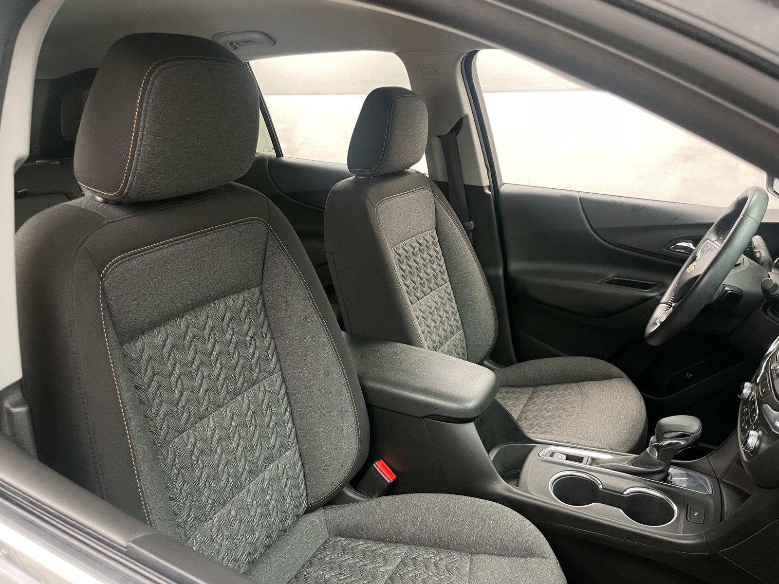 Thumbnail: 2022 Chevrolet Equinox - 2