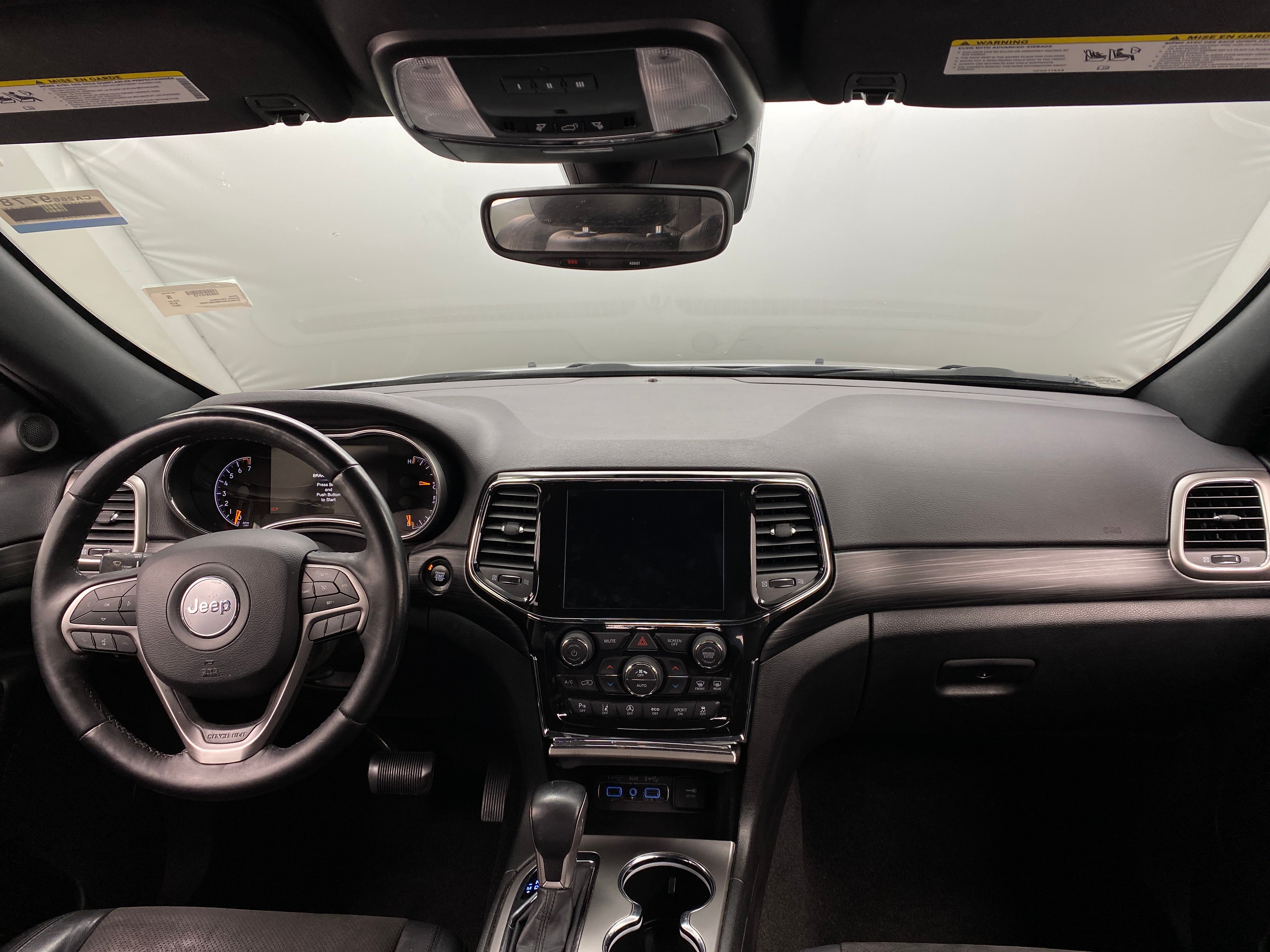 2021 Jeep Grand Cherokee Laredo 3