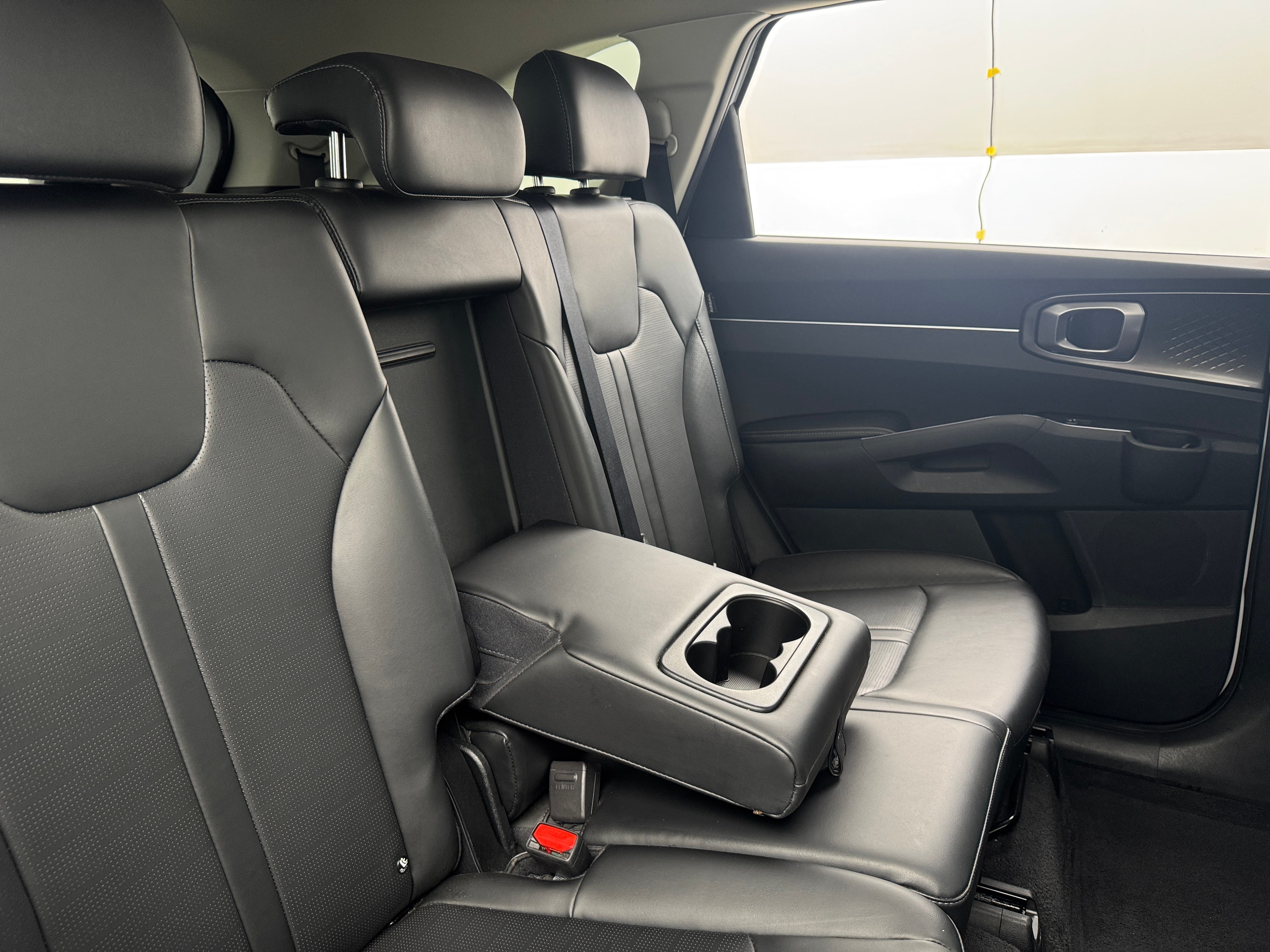 2024 Kia Sorento S 5