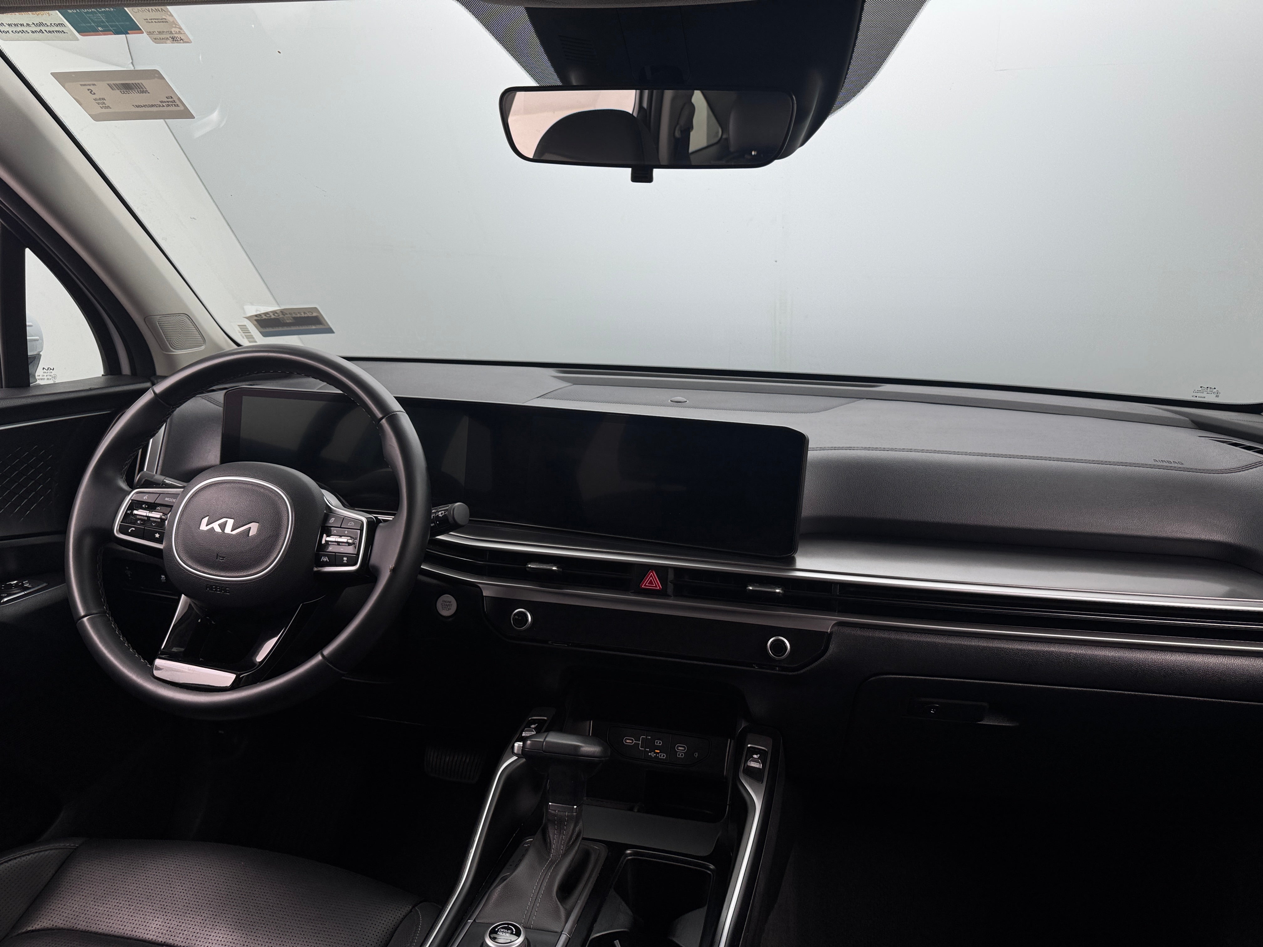 2024 Kia Sorento S 2