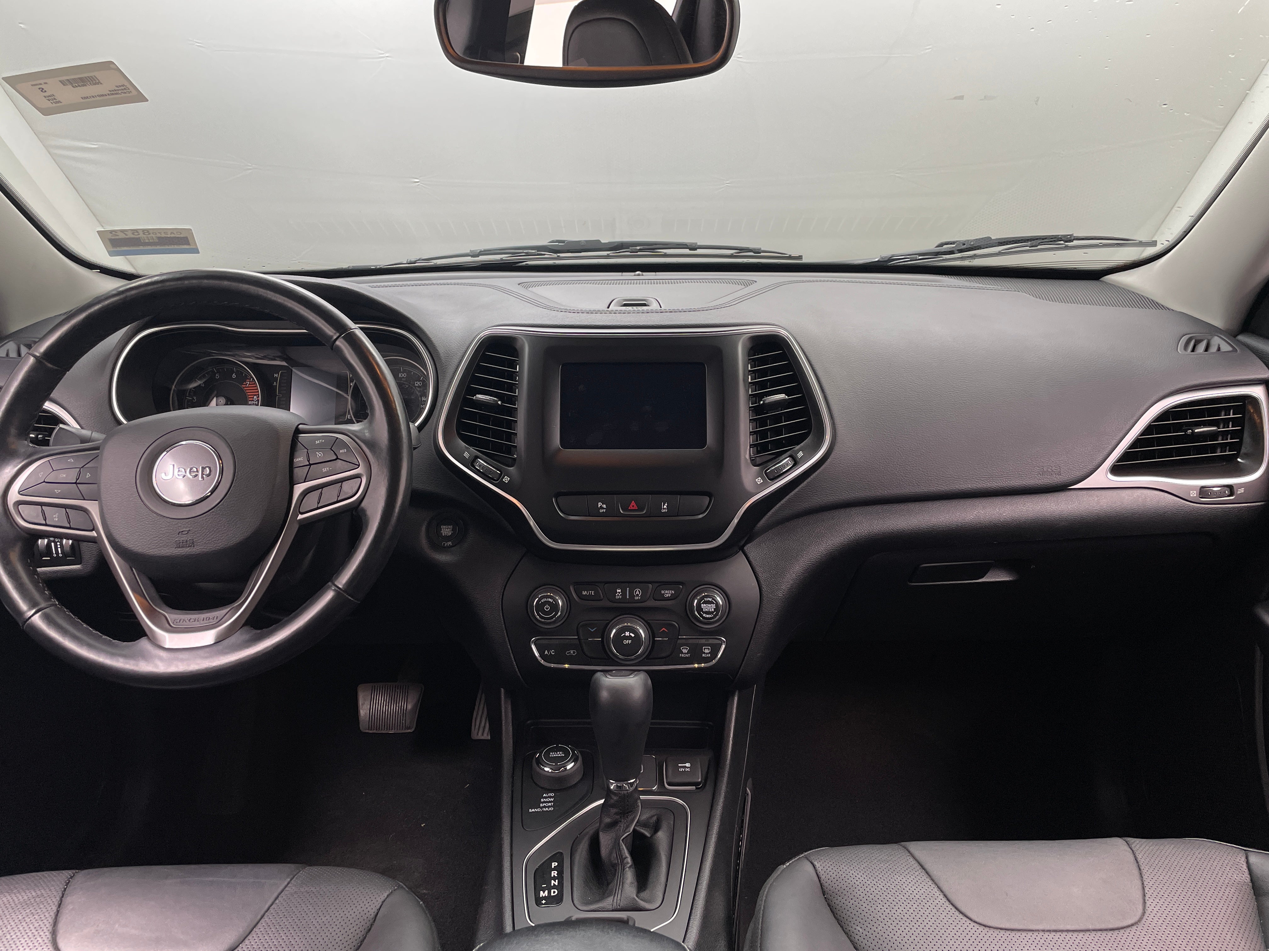 2021 Jeep Cherokee Latitude 2