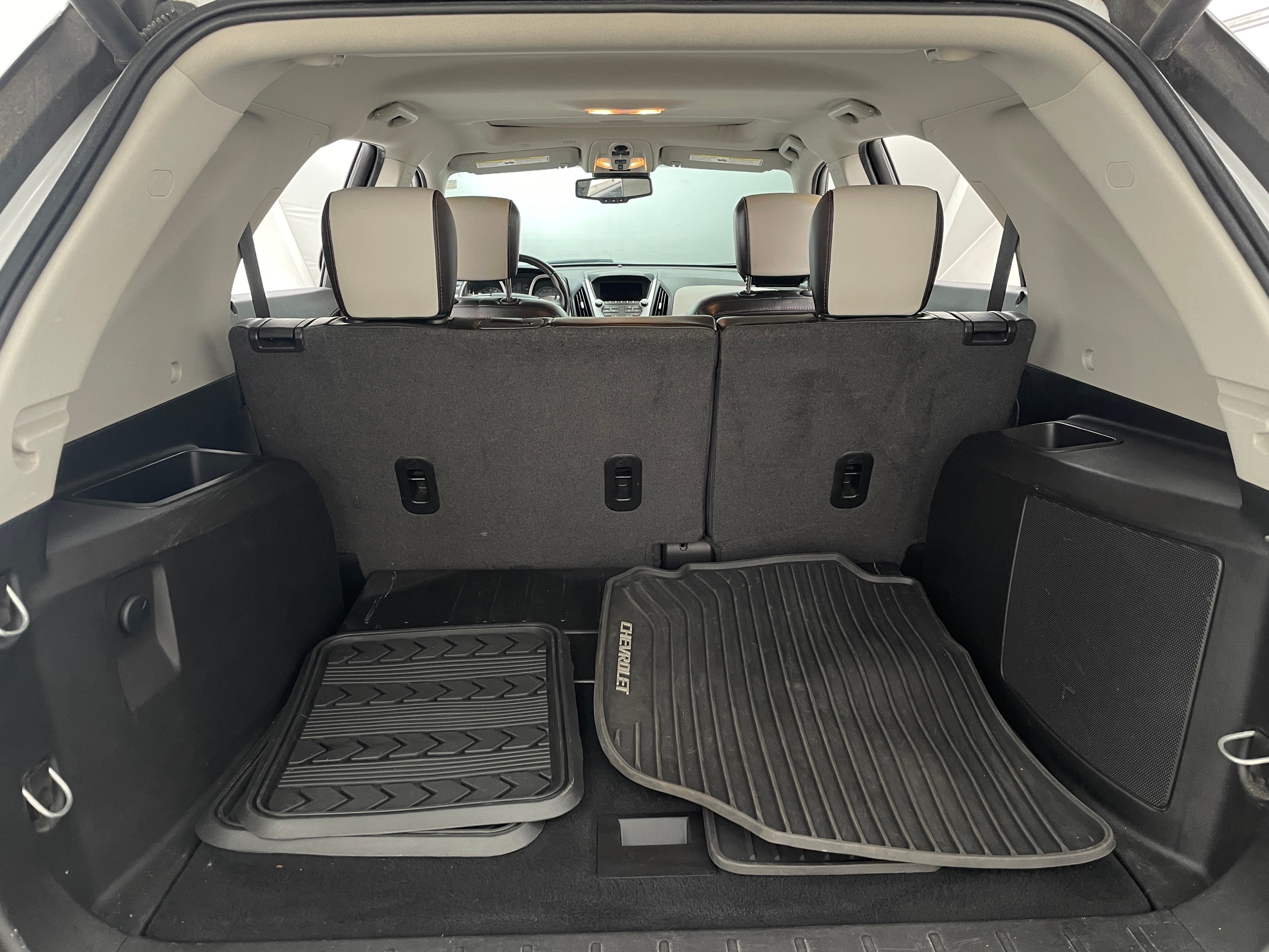 Thumbnail: 2017 Chevrolet Equinox - 6
