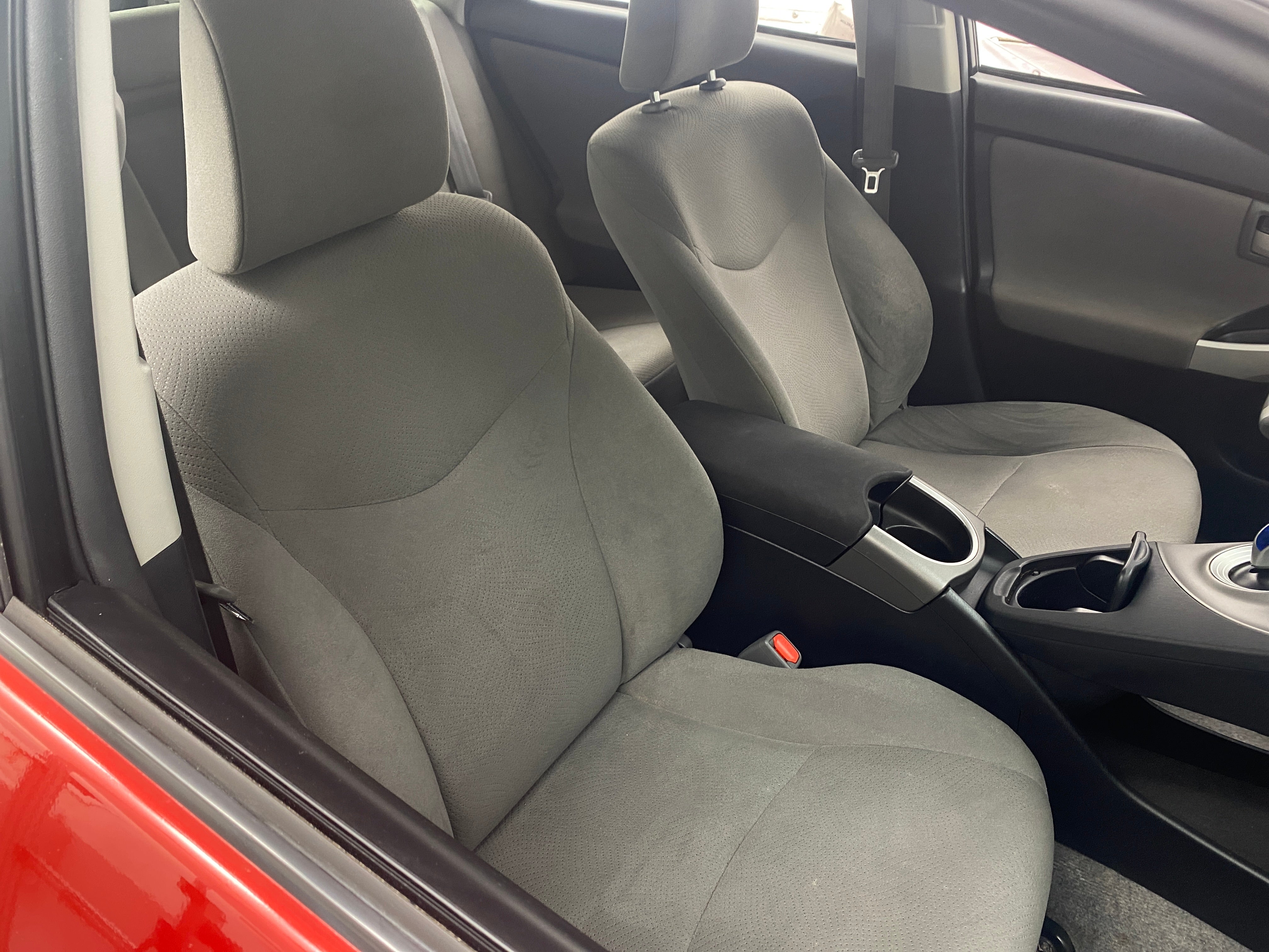 2014 Toyota Prius Three 2