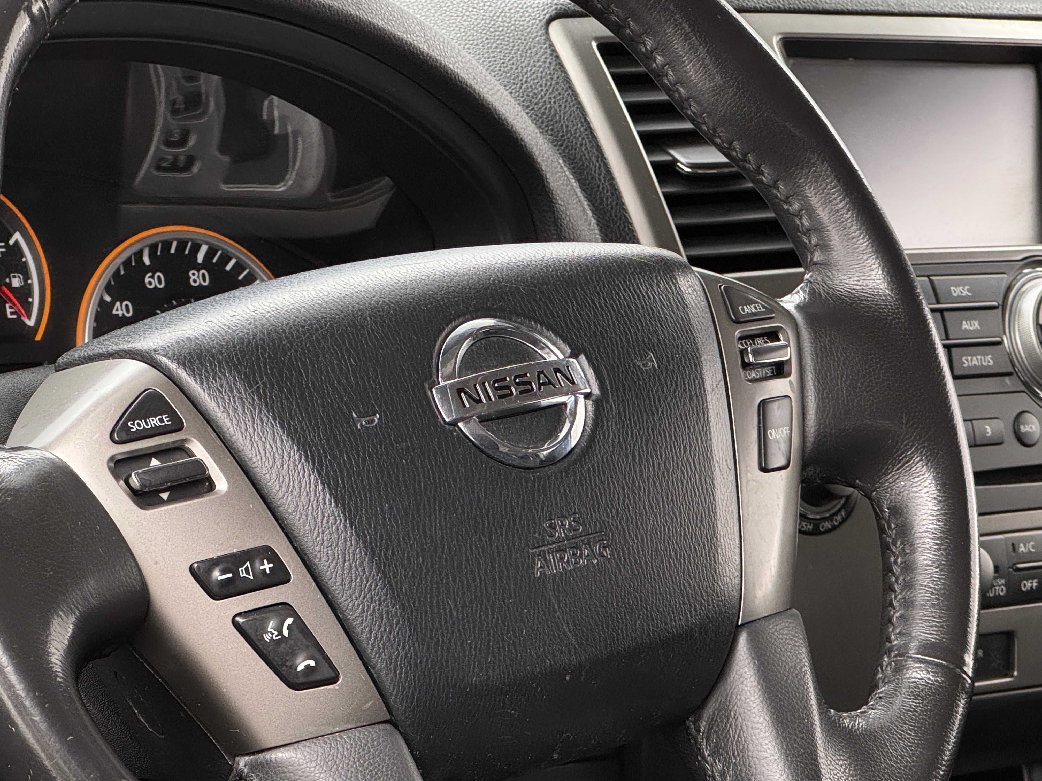 2015 Nissan Armada SV 5