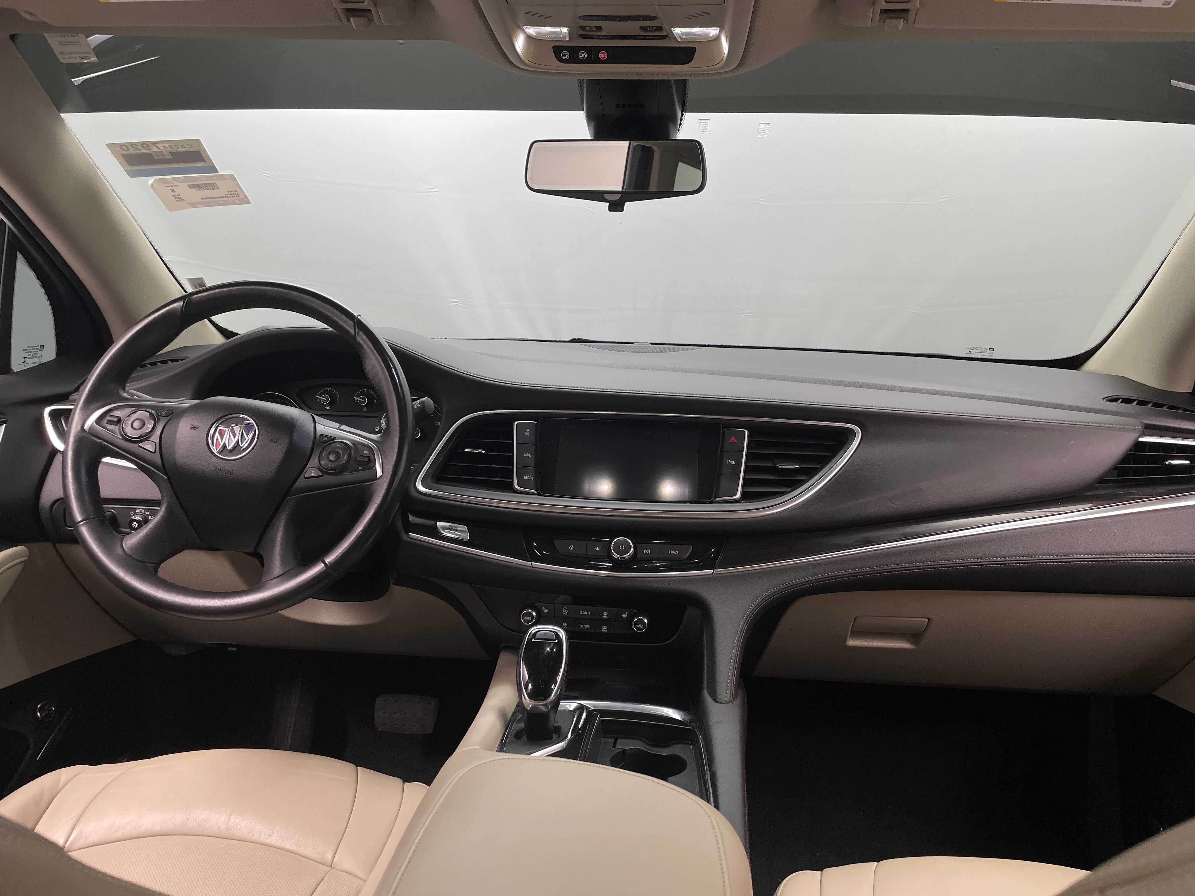 2021 Buick Enclave Essence 2
