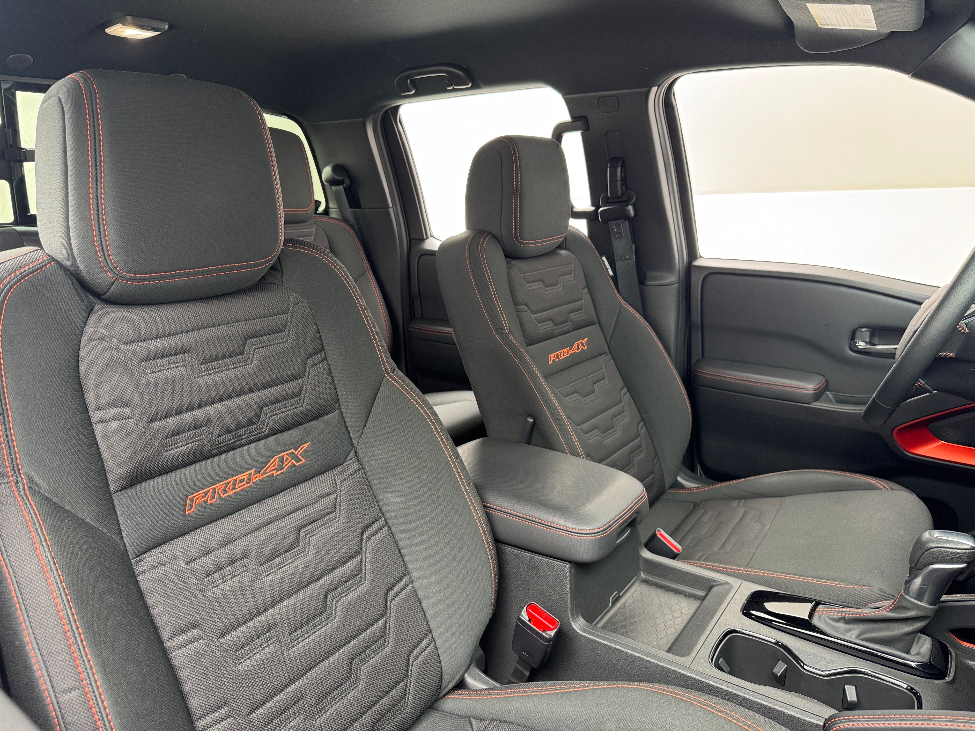 2024 Nissan Frontier PRO-4X 2