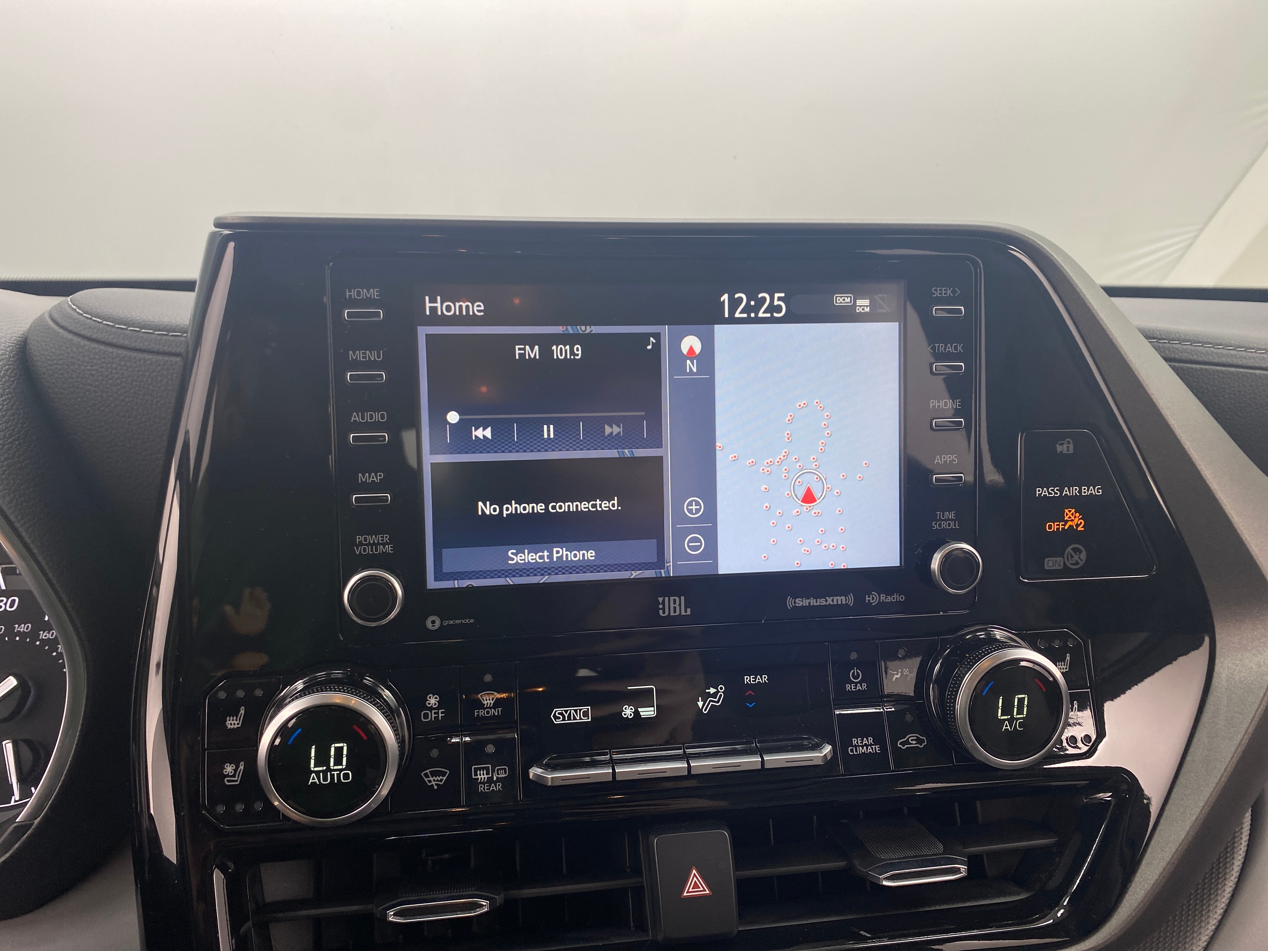 2021 Toyota Highlander Limited 3