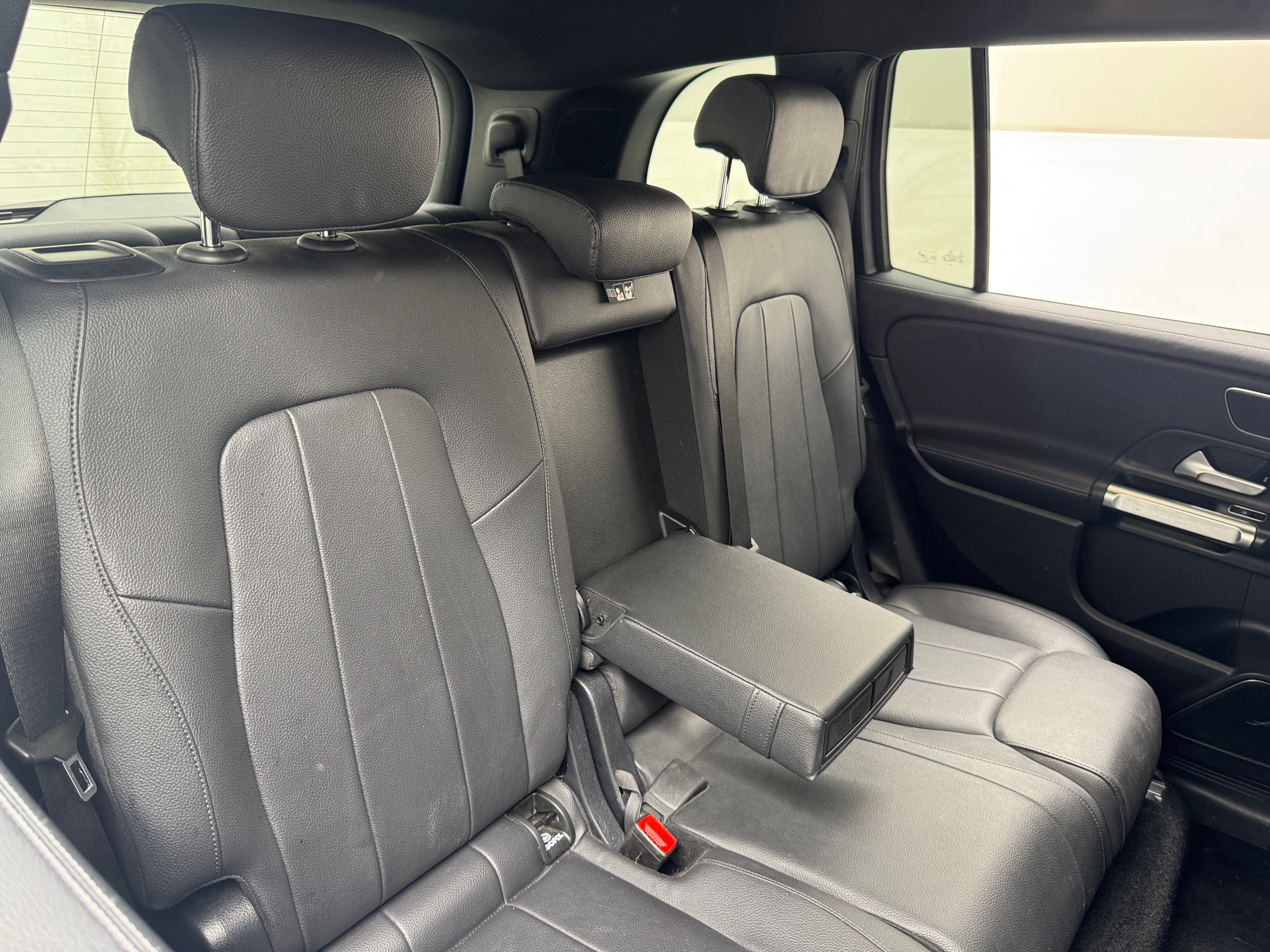 2021 Mercedes-Benz GLB 250 6