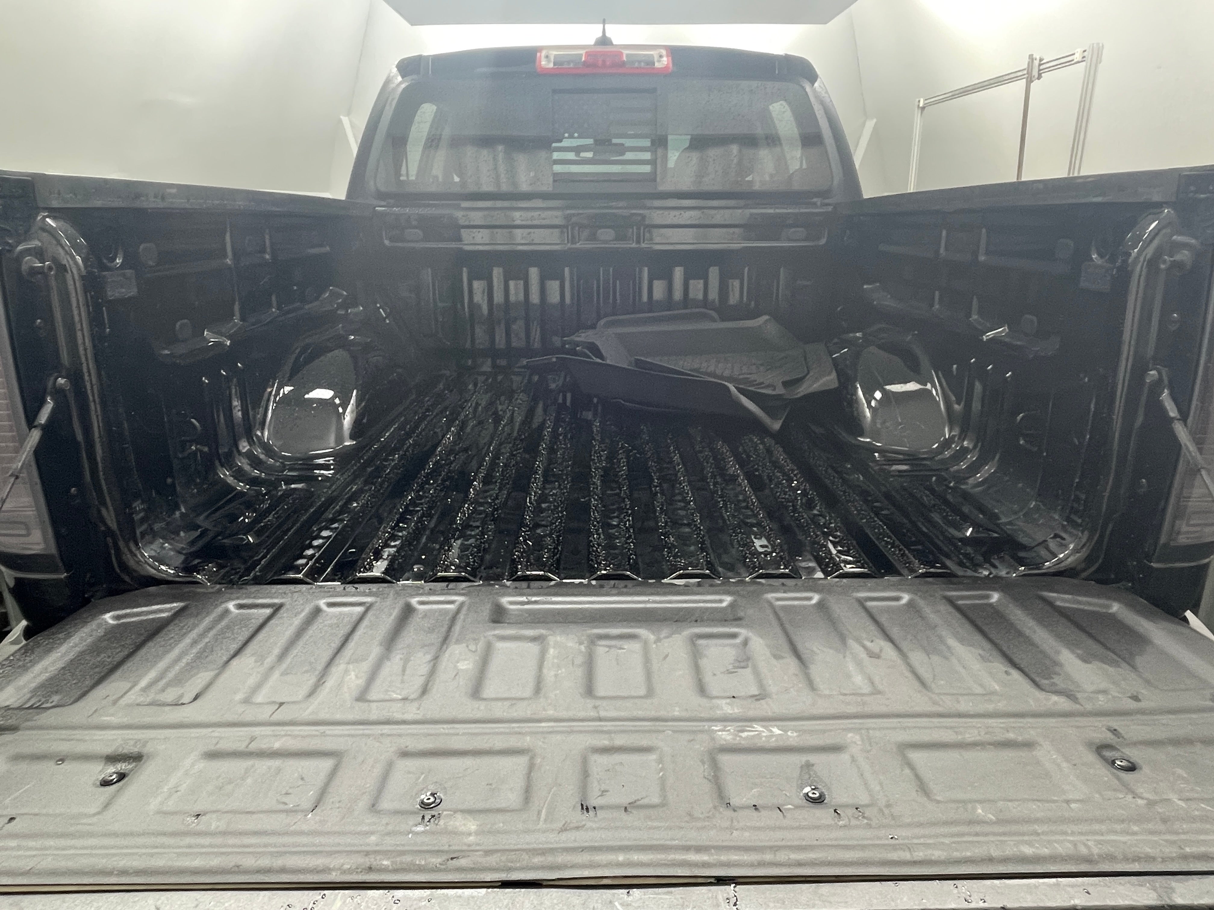 Thumbnail: 2022 Chevrolet Colorado - 6
