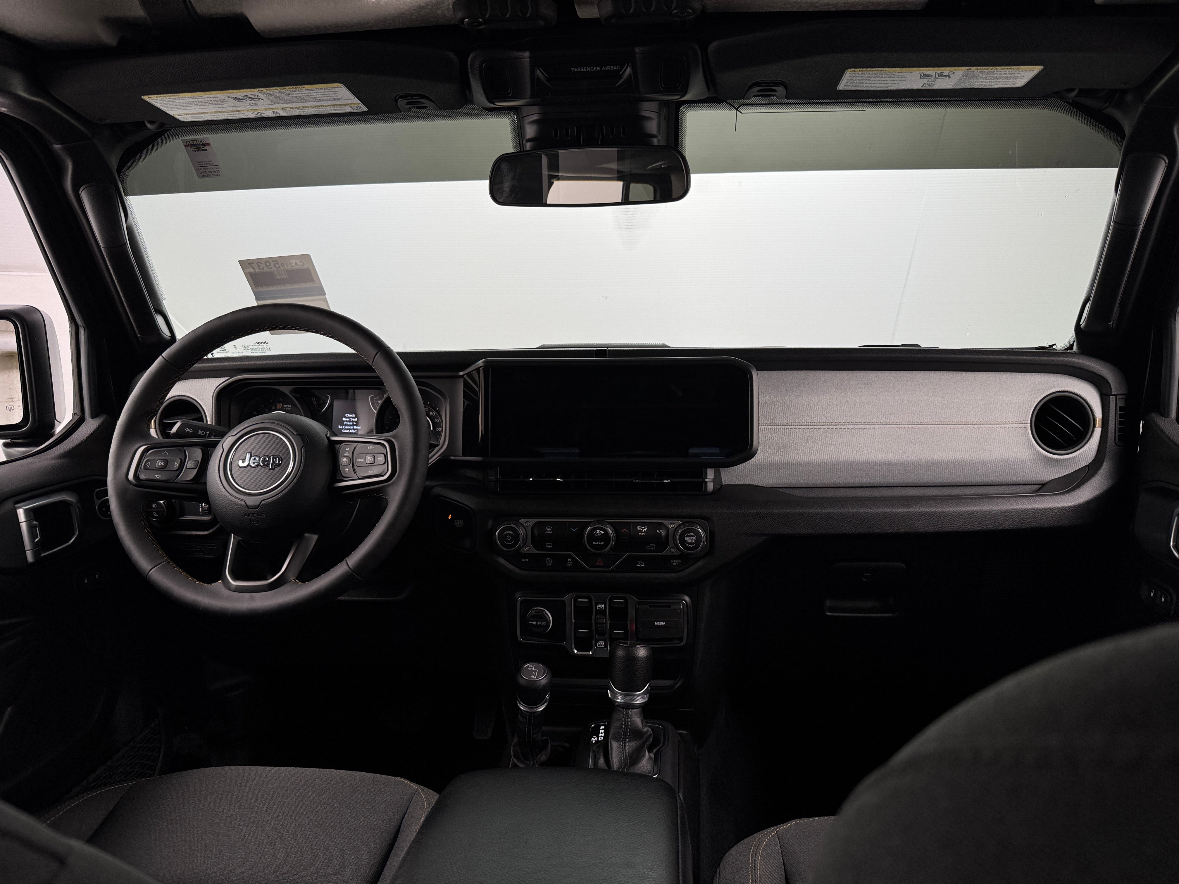 2024 Jeep Gladiator Sport S 3