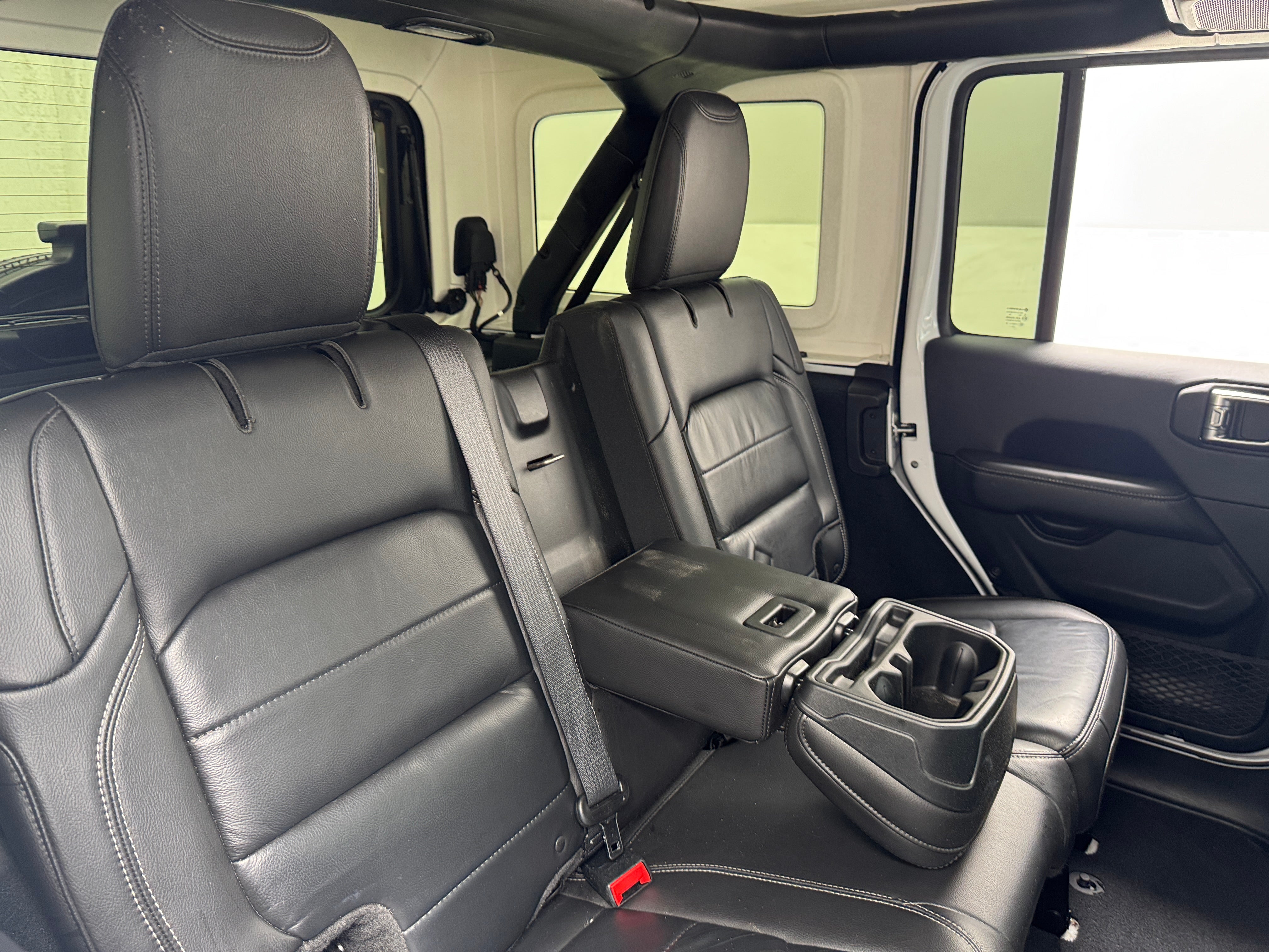 2018 Jeep Wrangler Unlimited Sahara 6