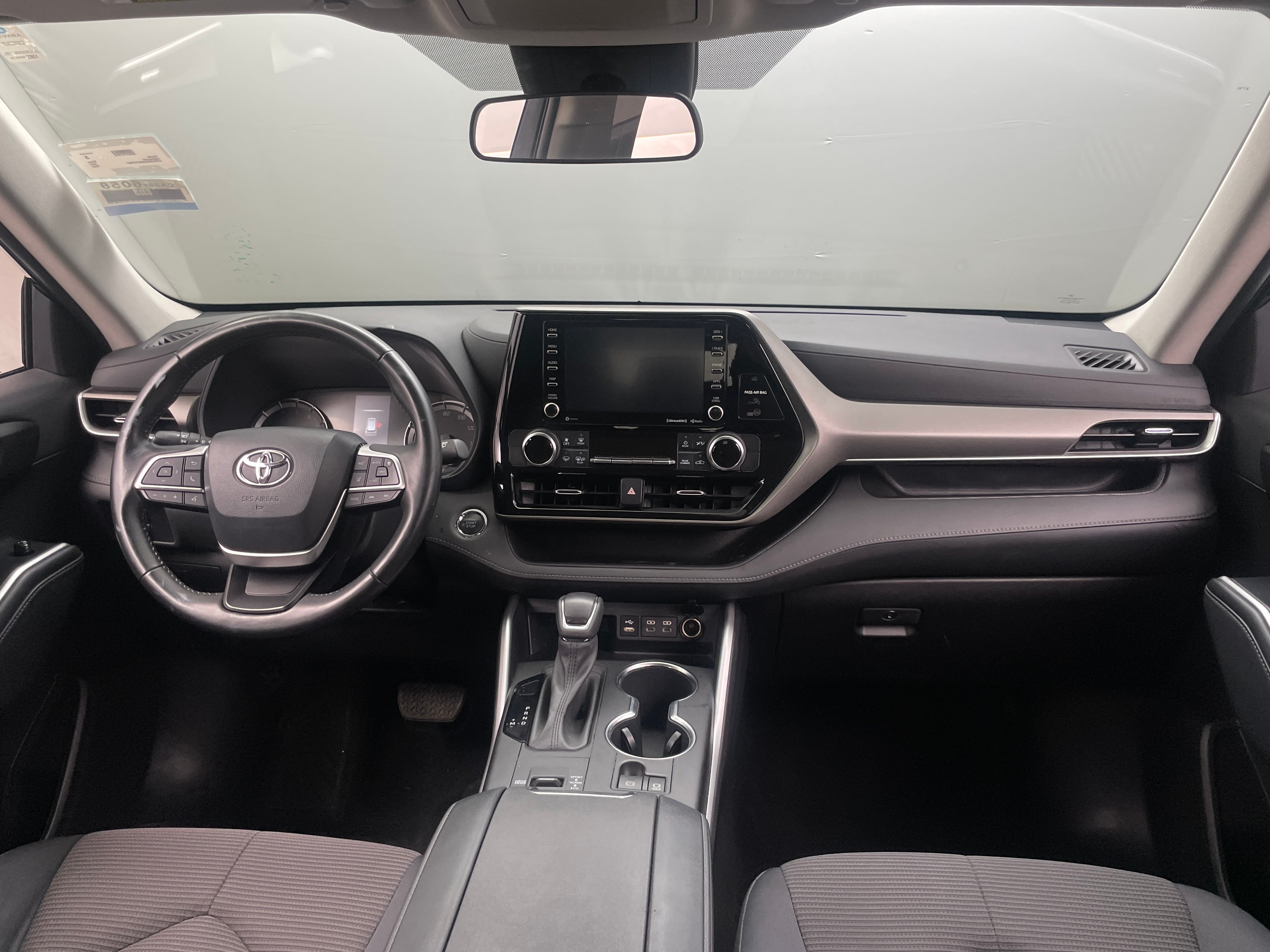 Thumbnail: 2022 Toyota Highlander - 3