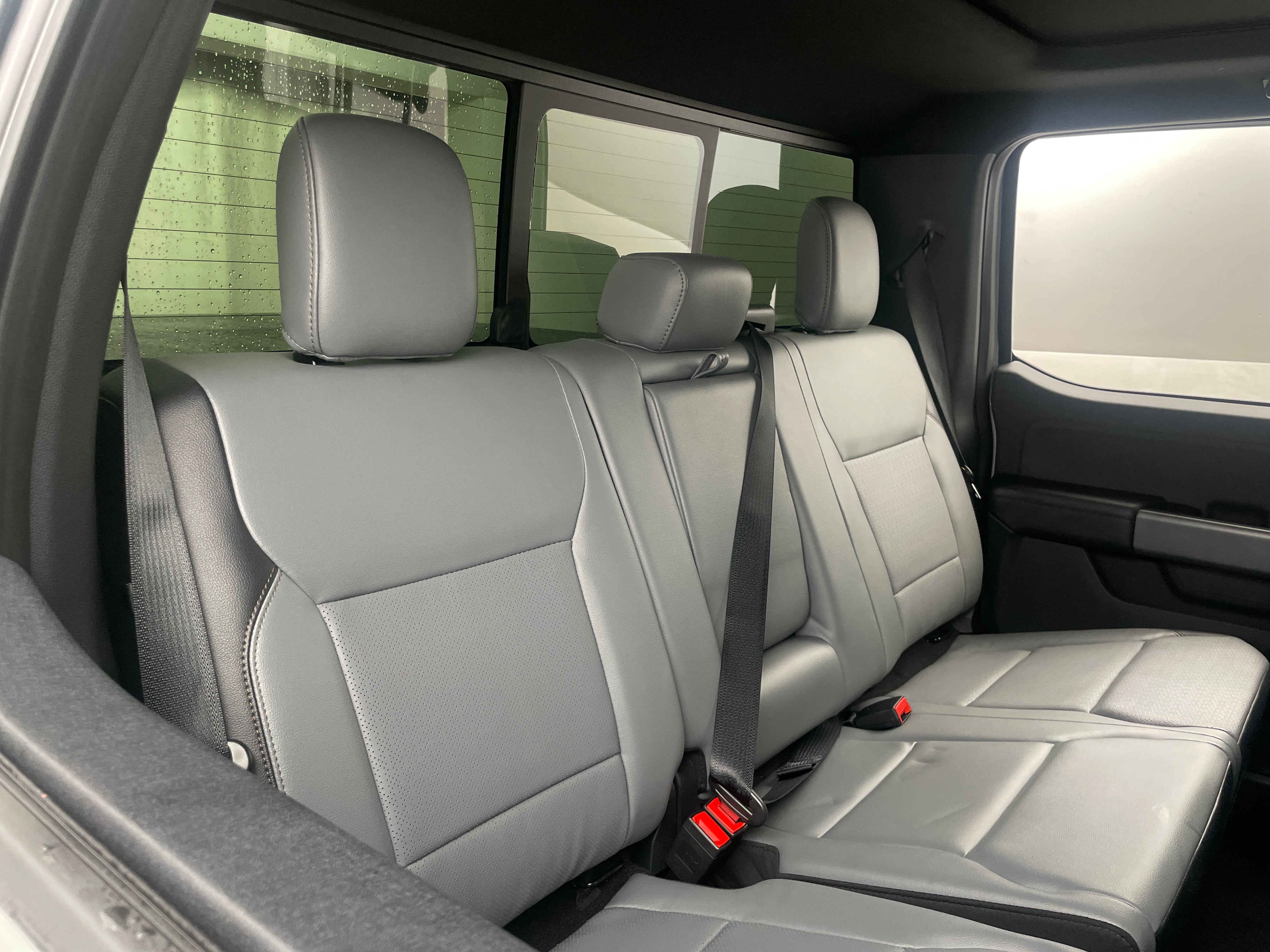 2024 Ford F-150 Lightning Lariat 5