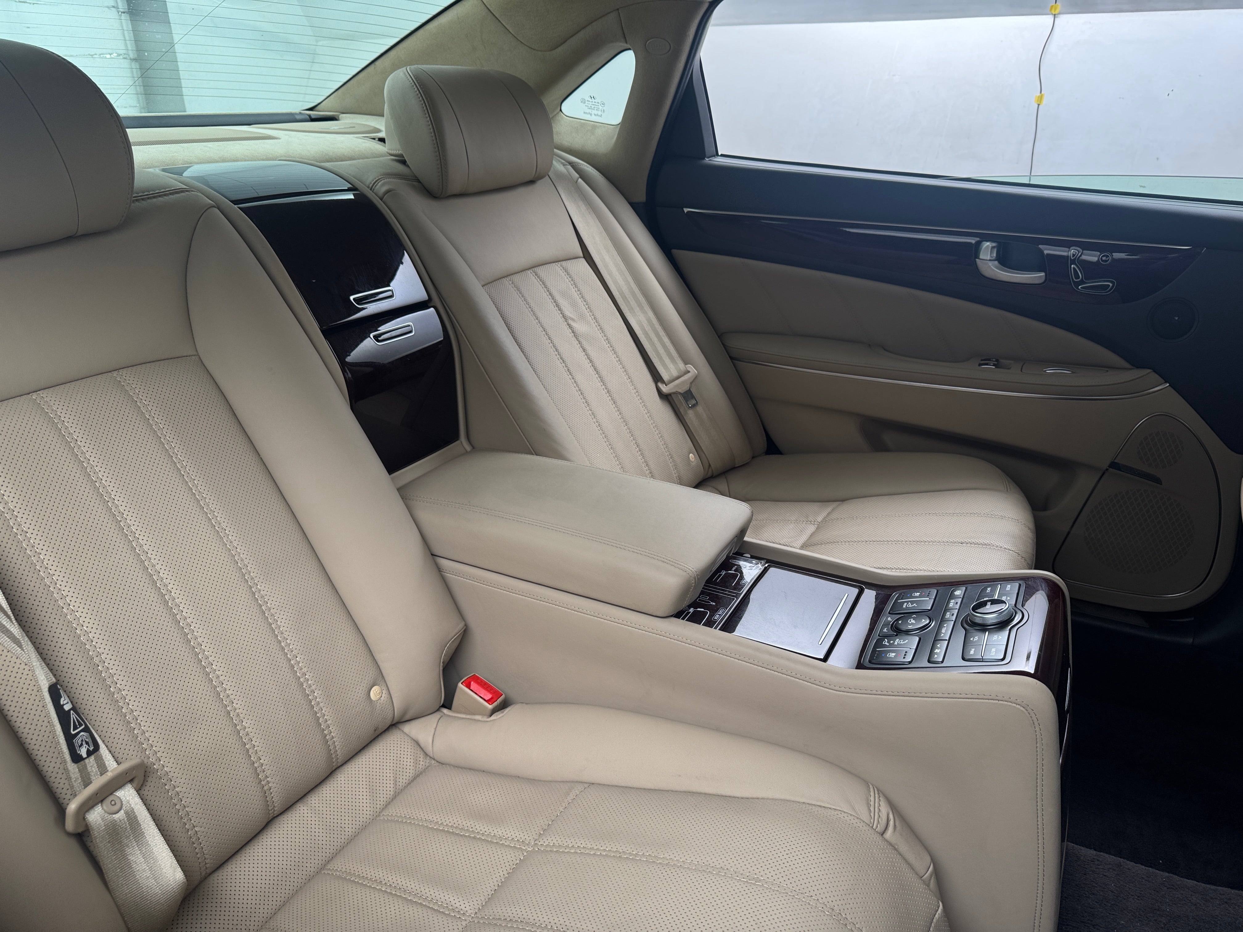 2013 Hyundai Equus Ultimate 5