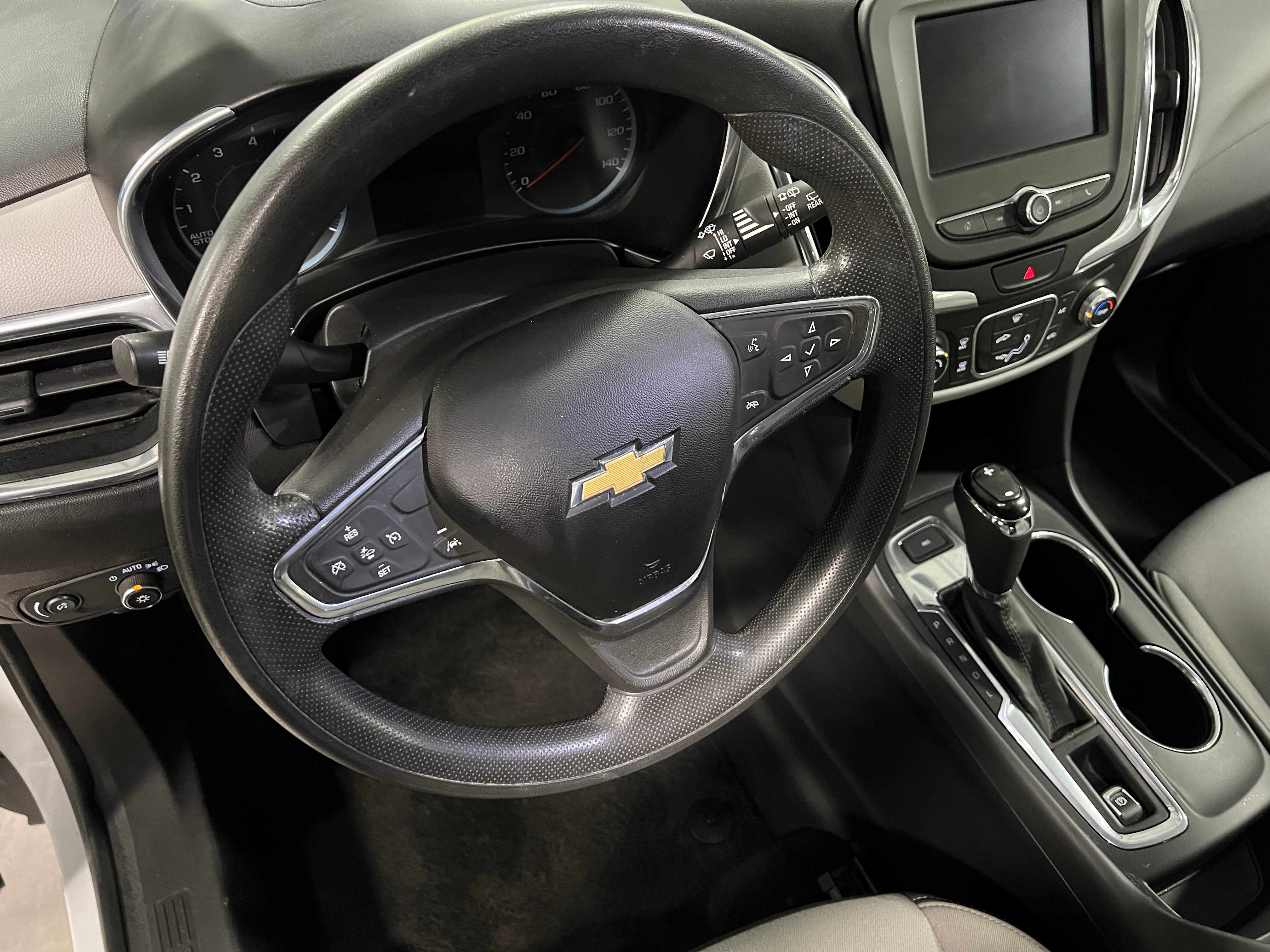2020 Chevrolet Equinox LS 5