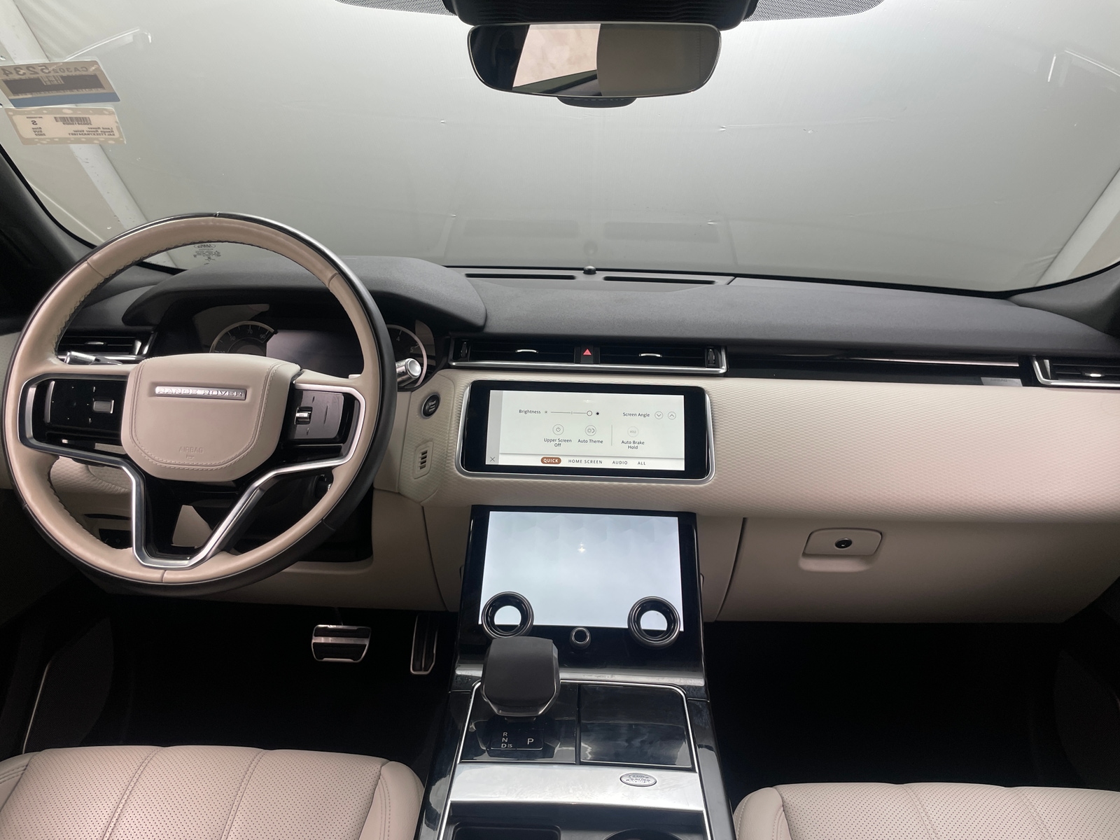 Thumbnail: 2022 Land Rover Range Rover Velar - 2