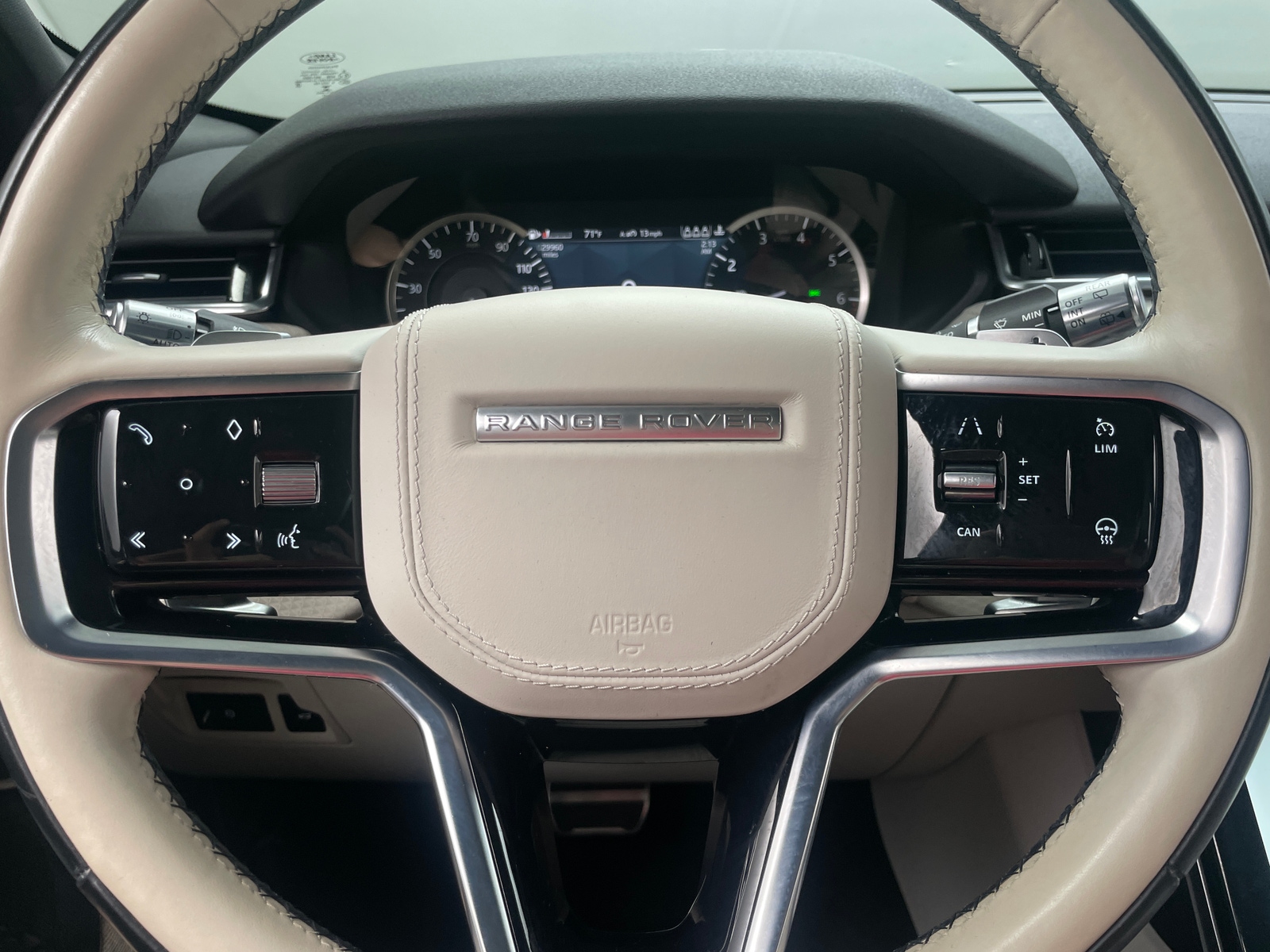 Thumbnail: 2022 Land Rover Range Rover Velar - 4