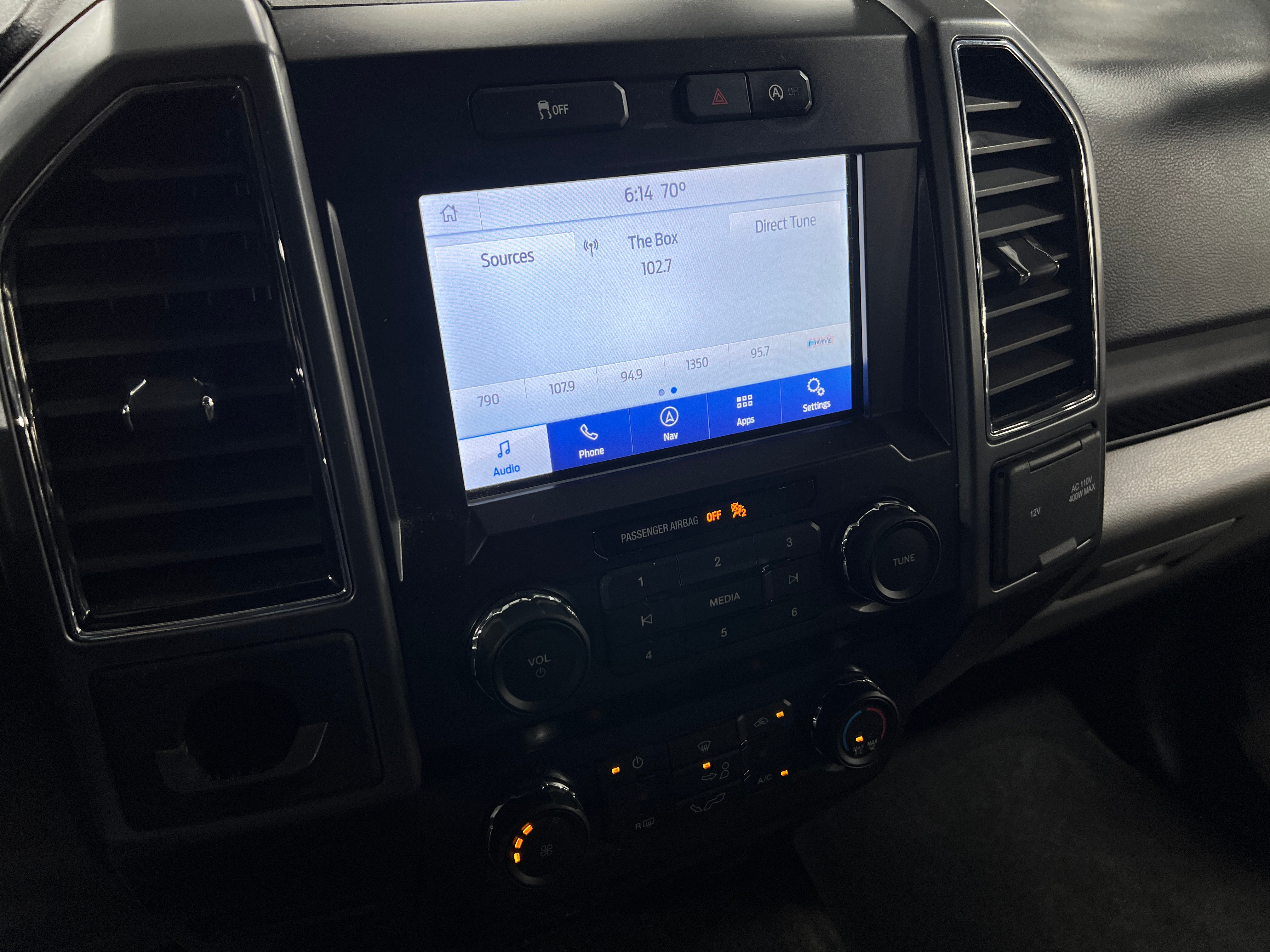 2020 Ford Econoline E-150 4