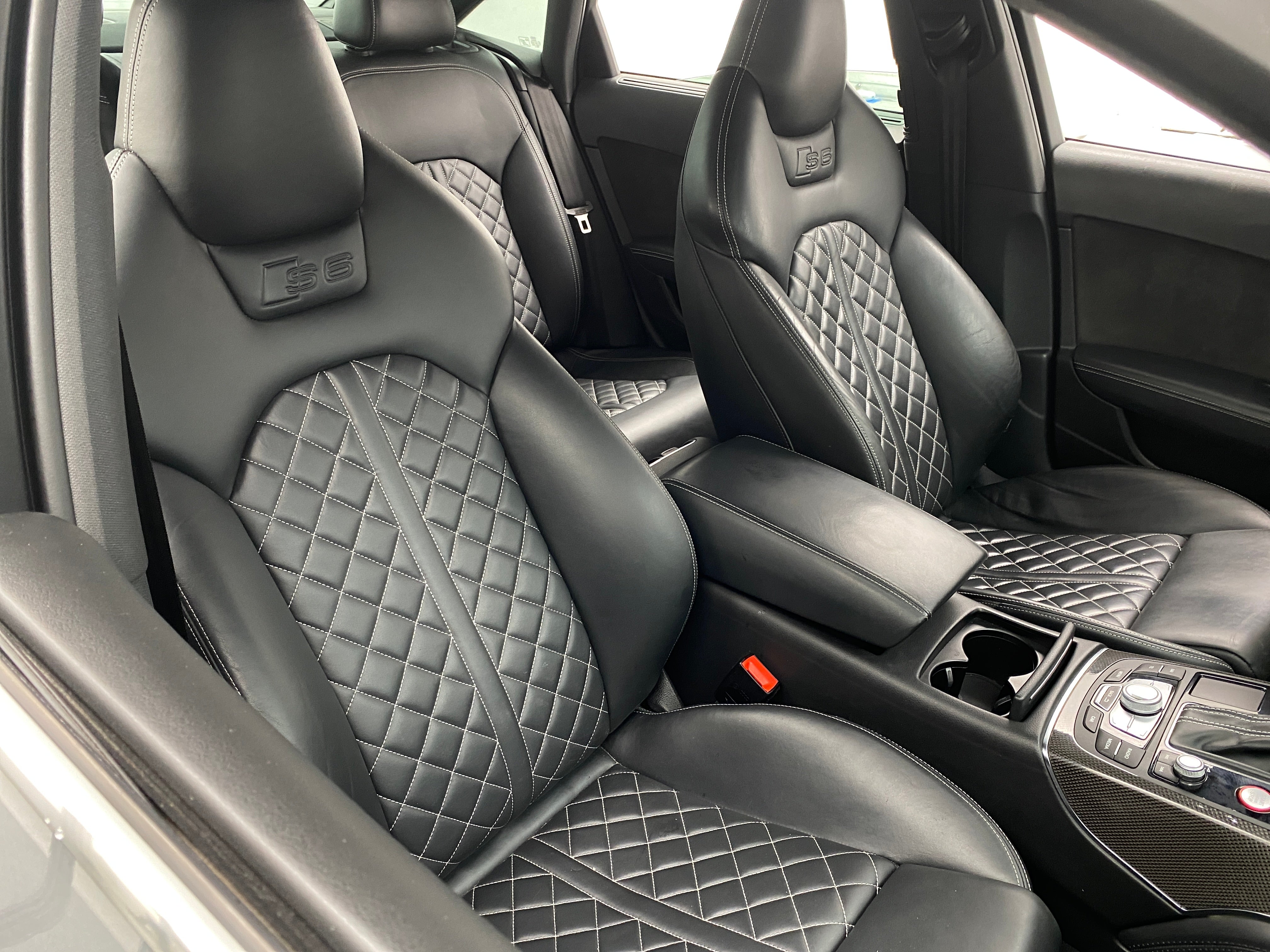 2017 Audi S6 Prestige 2