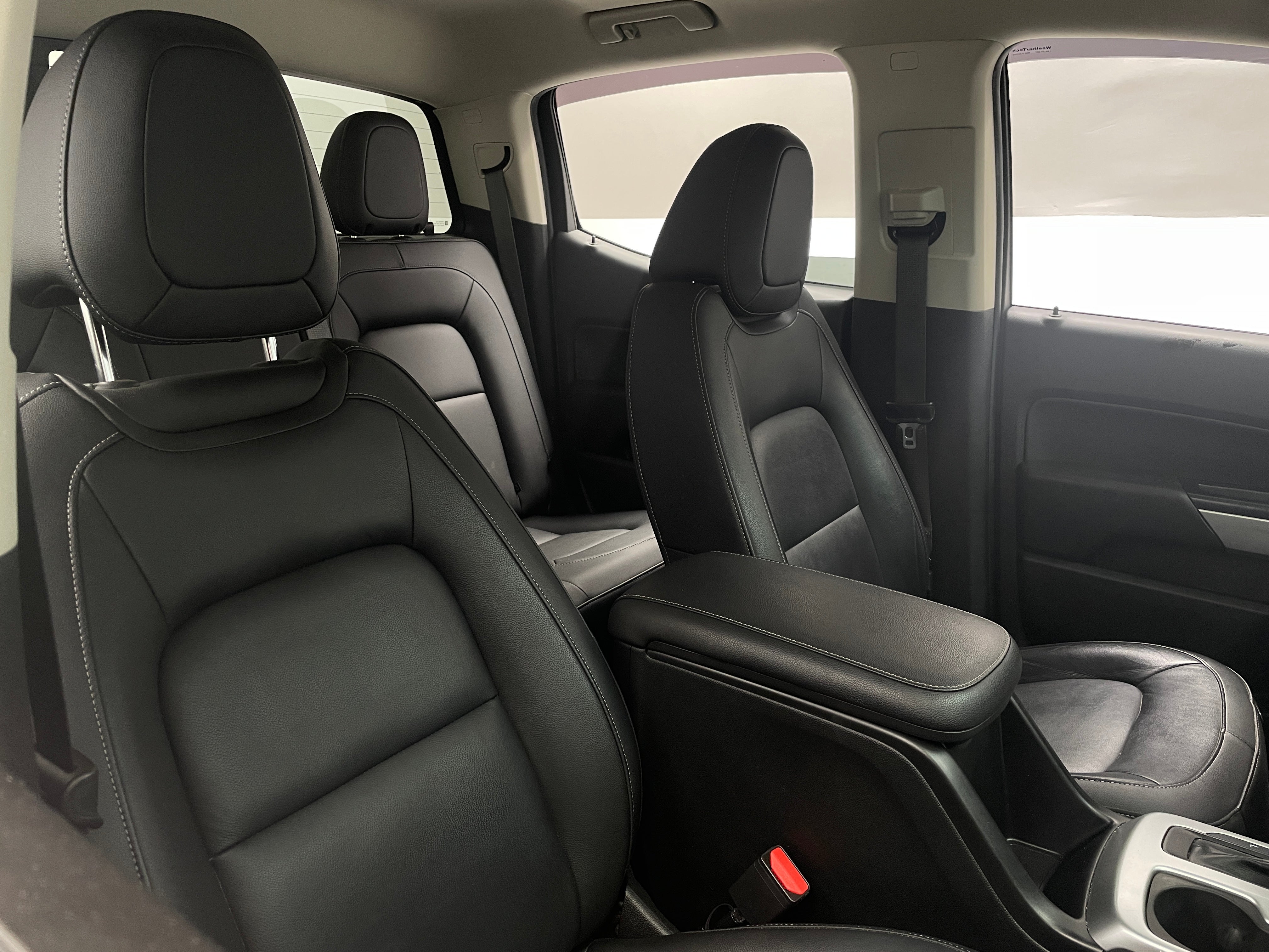 2018 Chevrolet Colorado LT 2