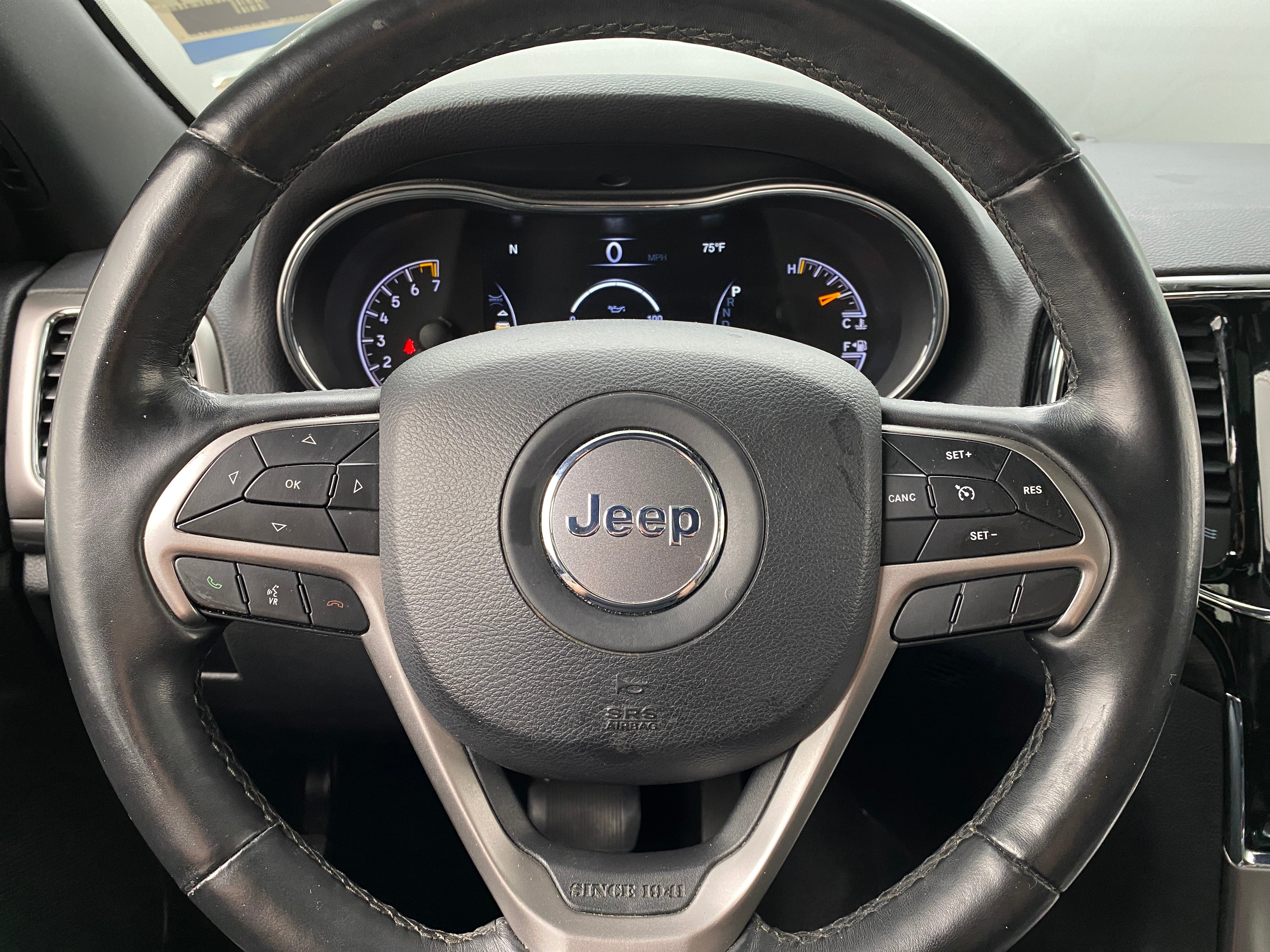 2019 Jeep Grand Cherokee Altitude 4