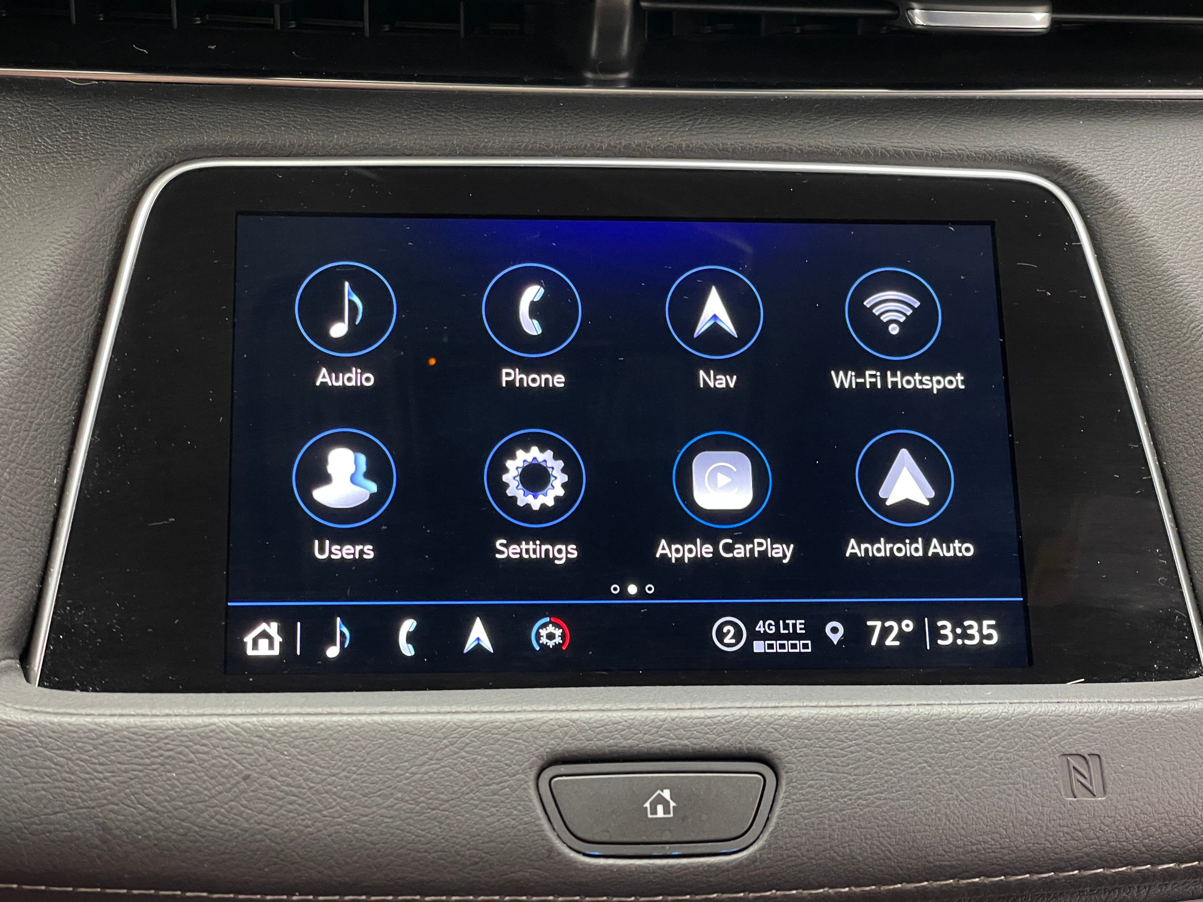 2021 Cadillac XT4 Premium Luxury 3