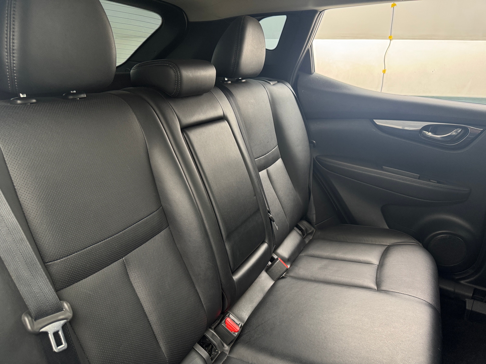 Thumbnail: 2017 Nissan Rogue Sport - 5