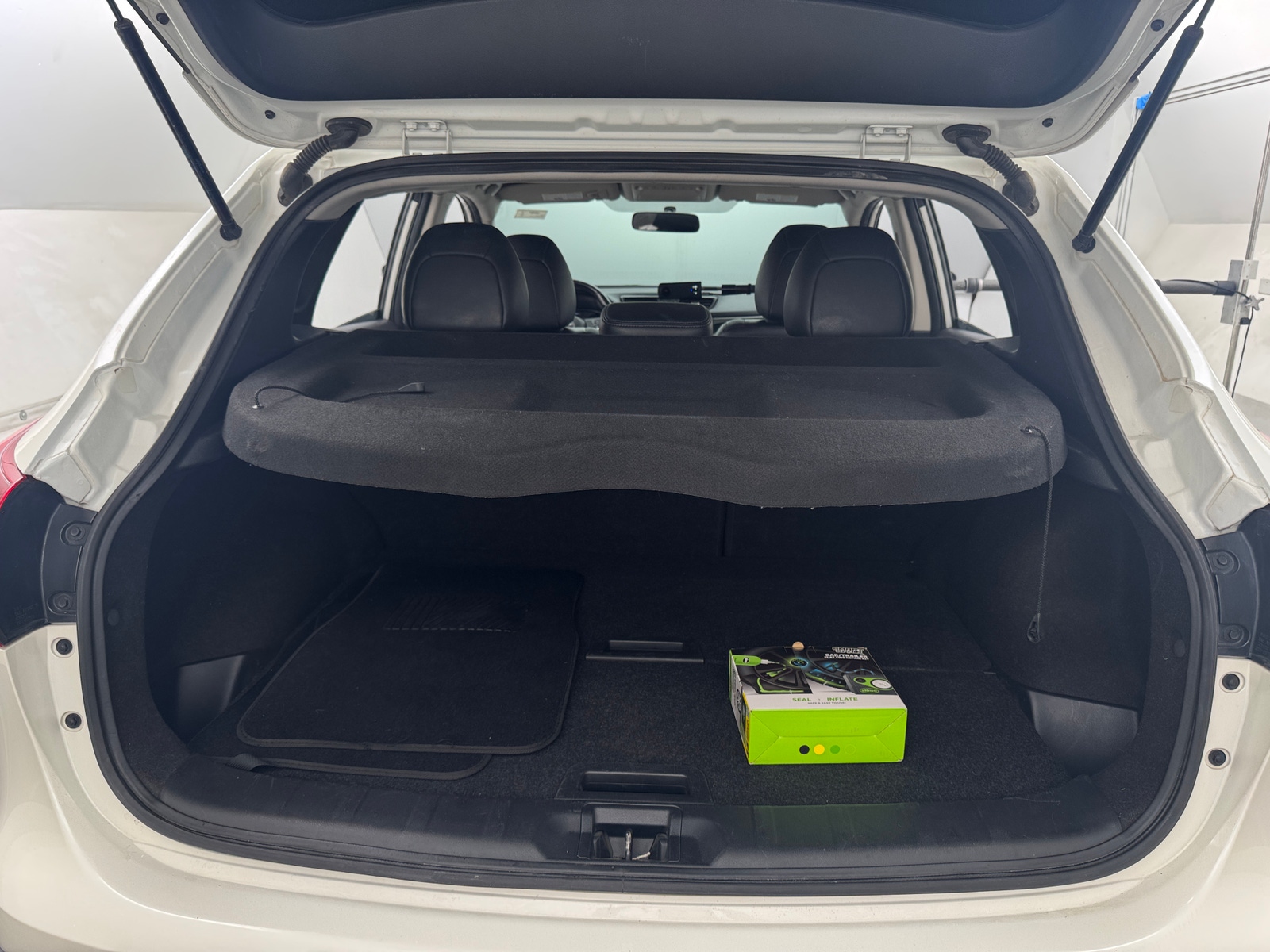 Thumbnail: 2017 Nissan Rogue Sport - 6