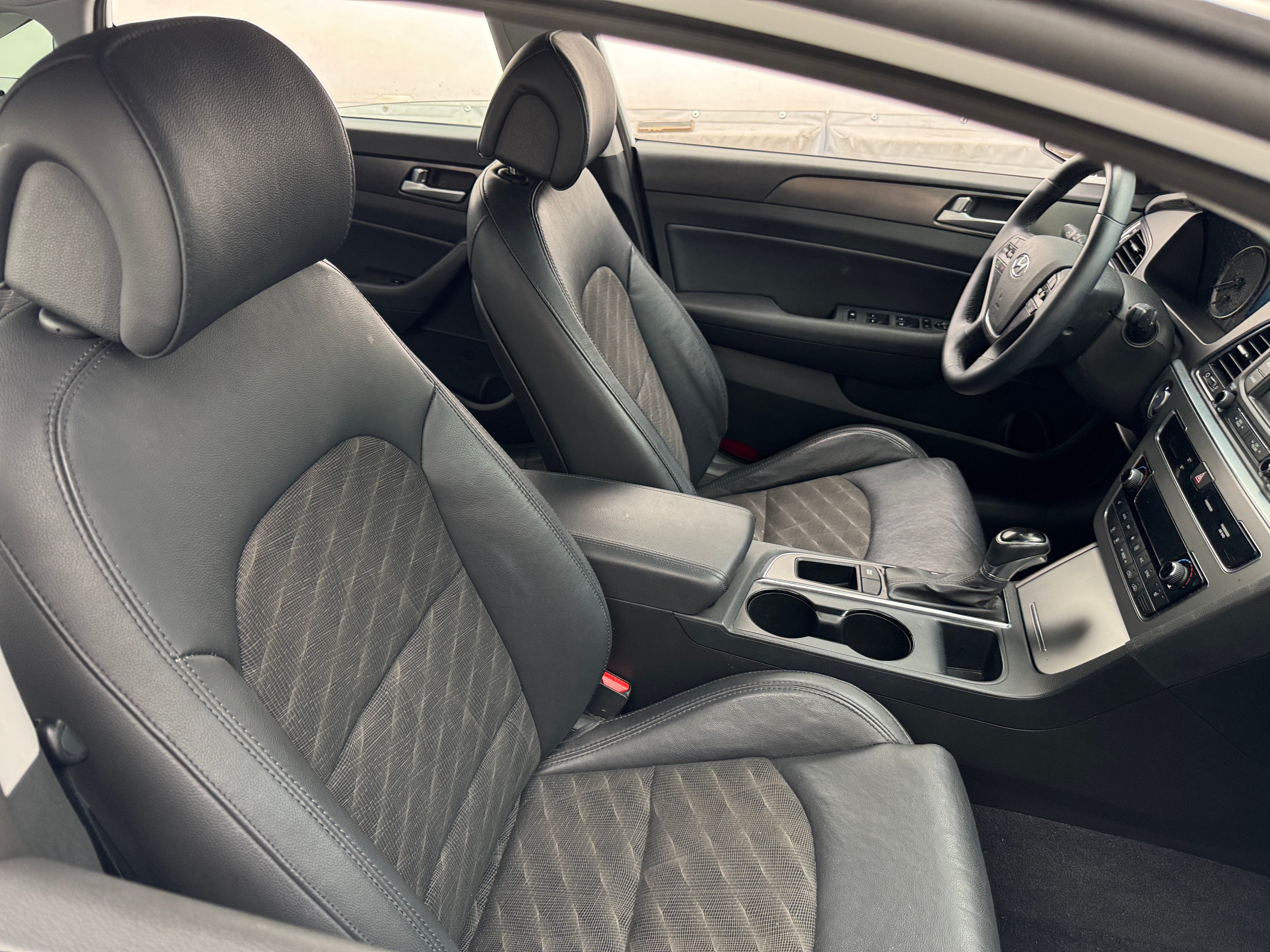 2015 Hyundai Sonata Sport 2