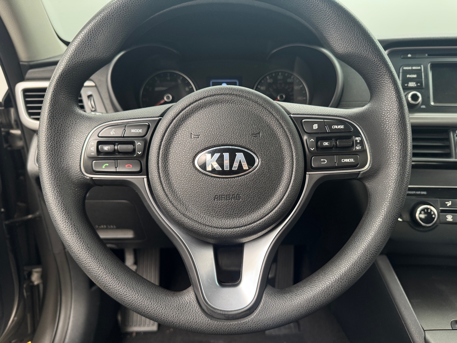 Thumbnail: 2016 Kia Optima - 5