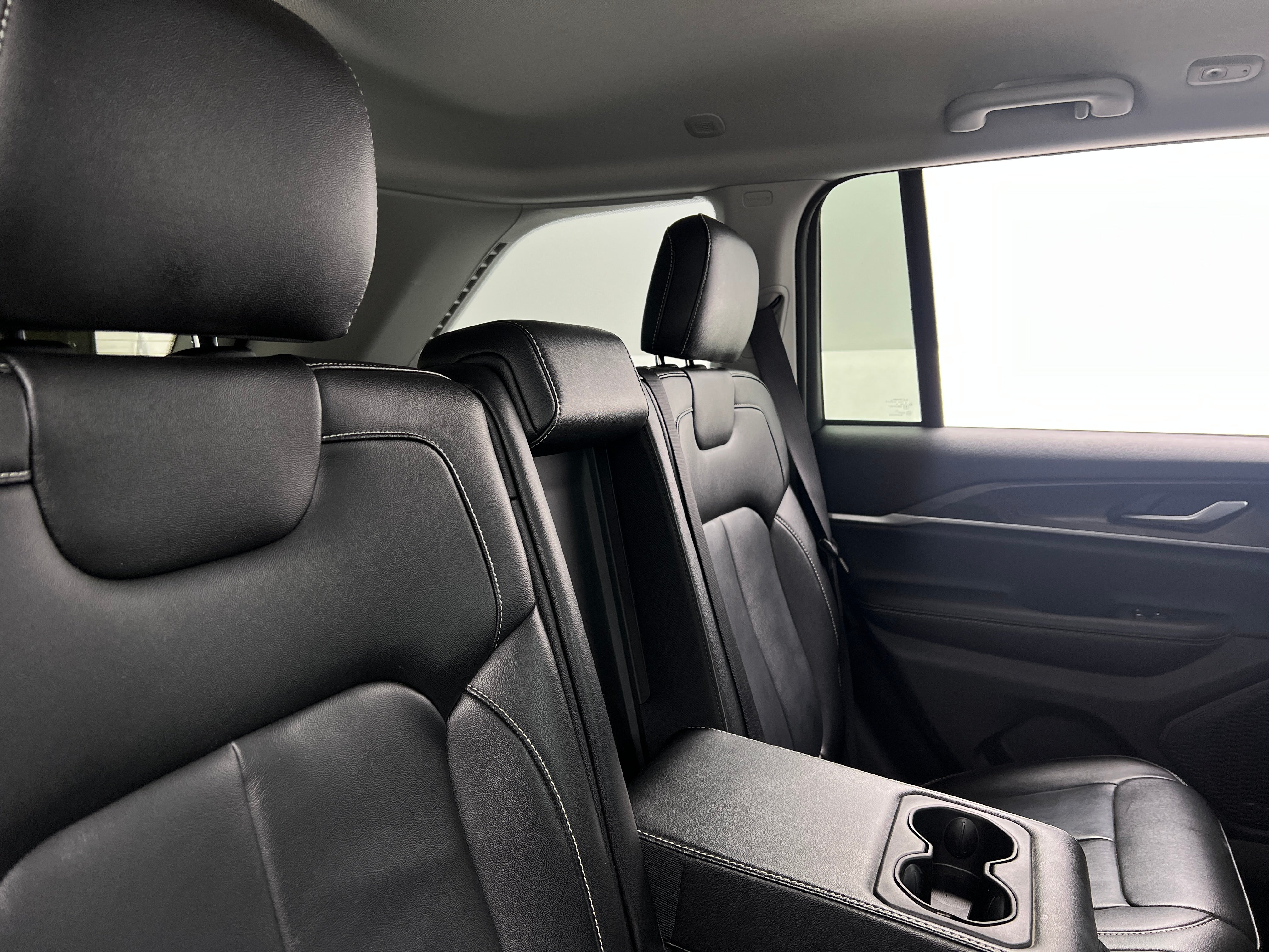 2023 Jeep Grand Cherokee Limited Edition 5