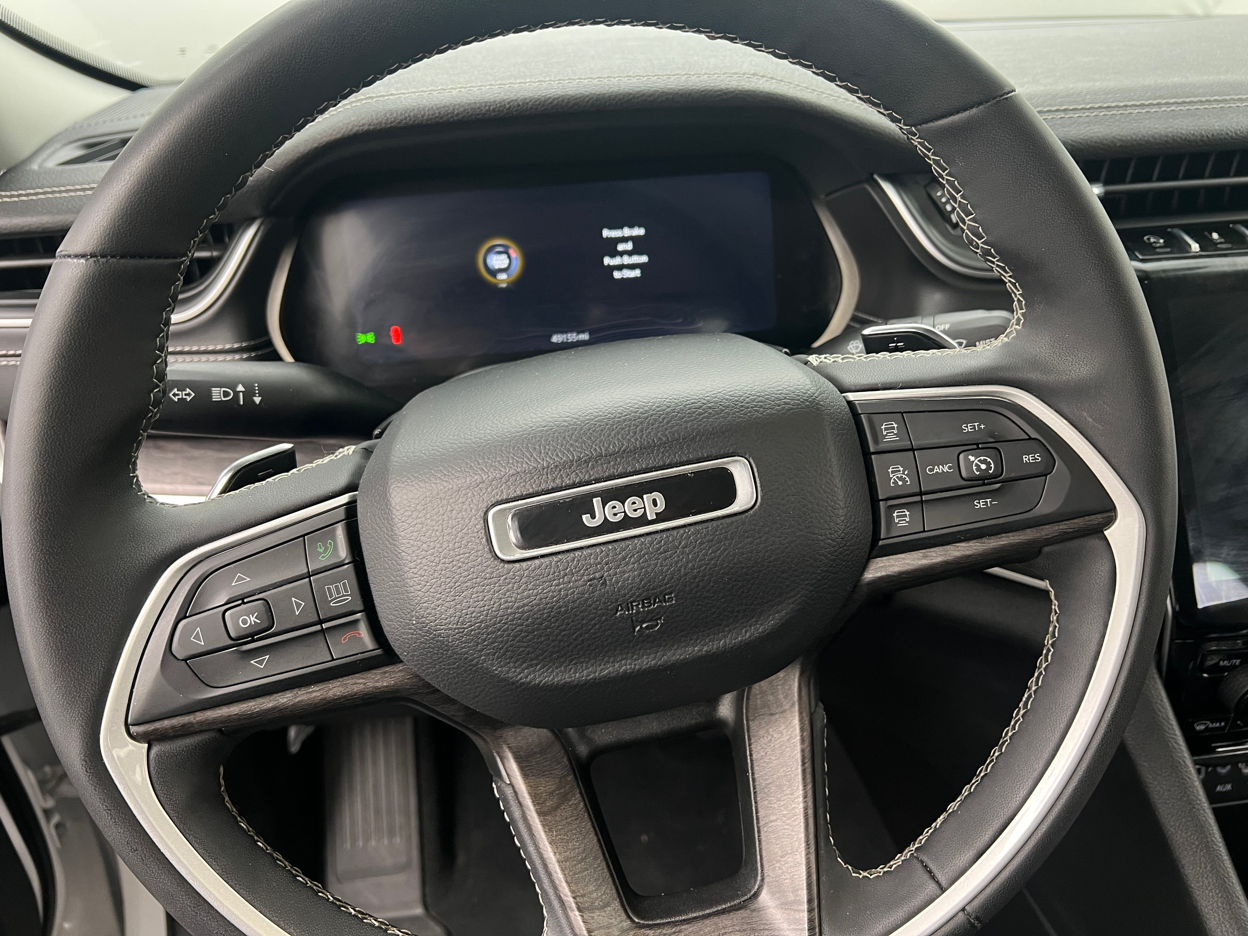 2023 Jeep Grand Cherokee Limited Edition 4