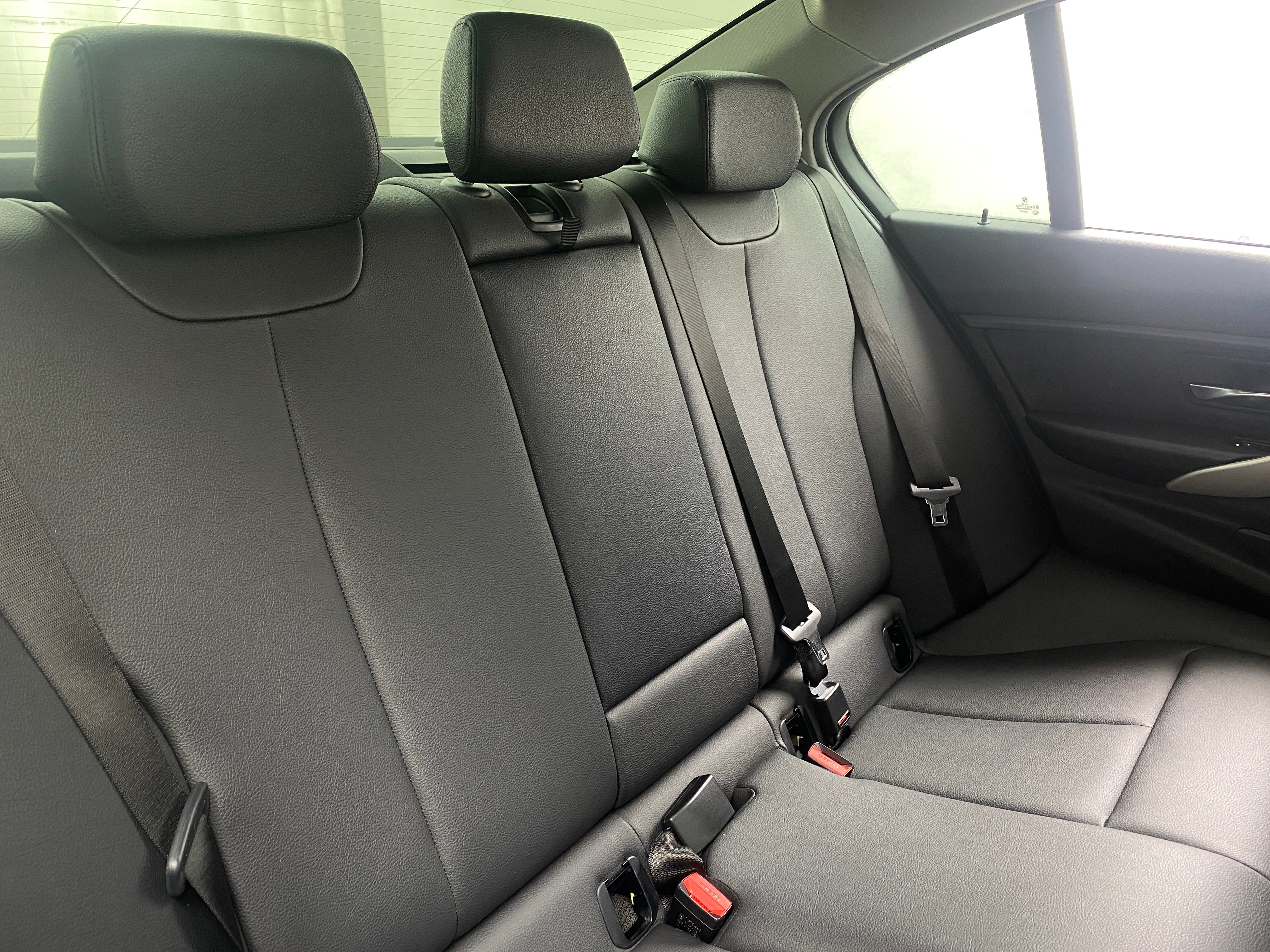2018 BMW 3 Series 320i xDrive 5