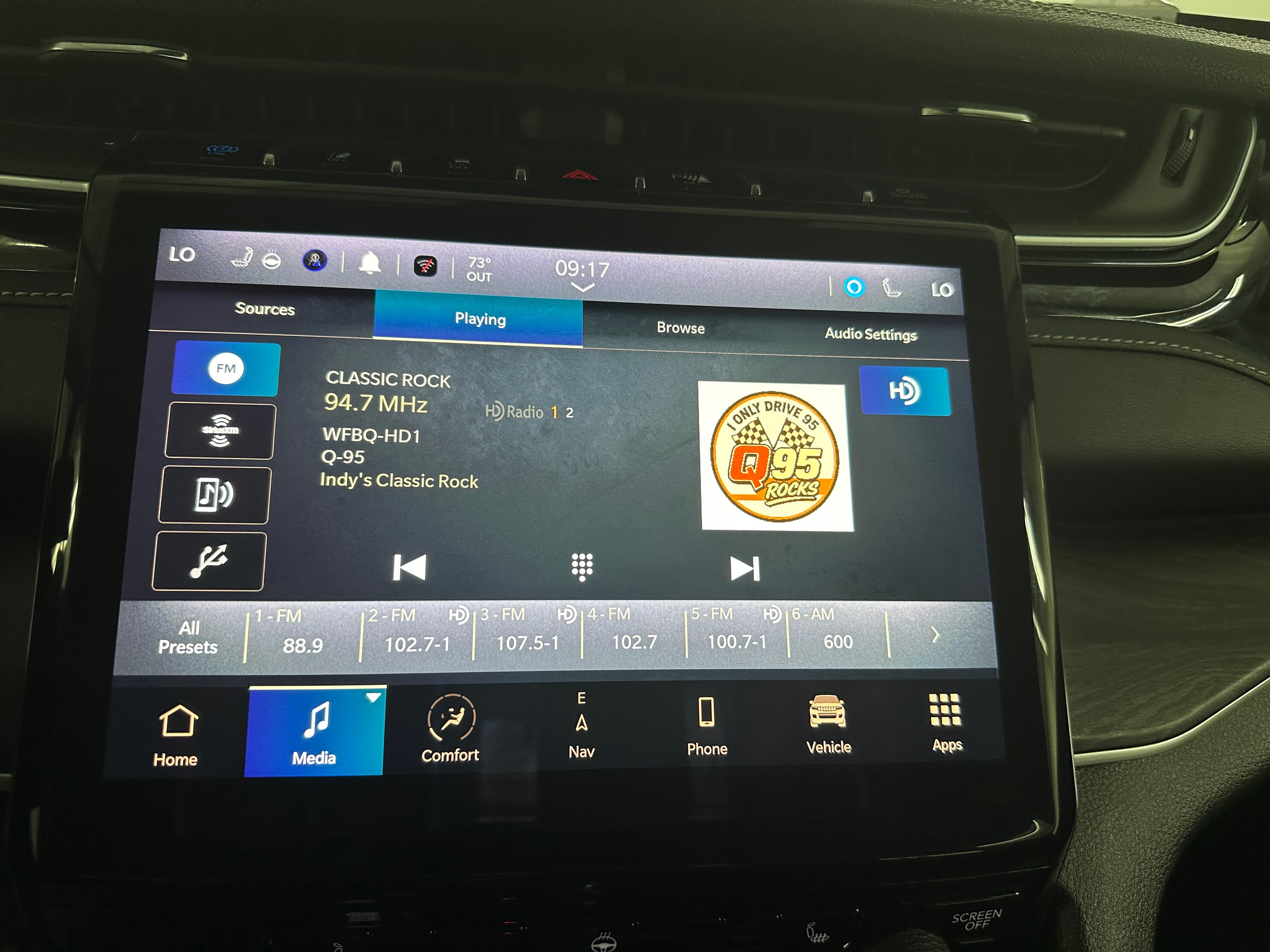 2023 Jeep Grand Cherokee 4xe 3