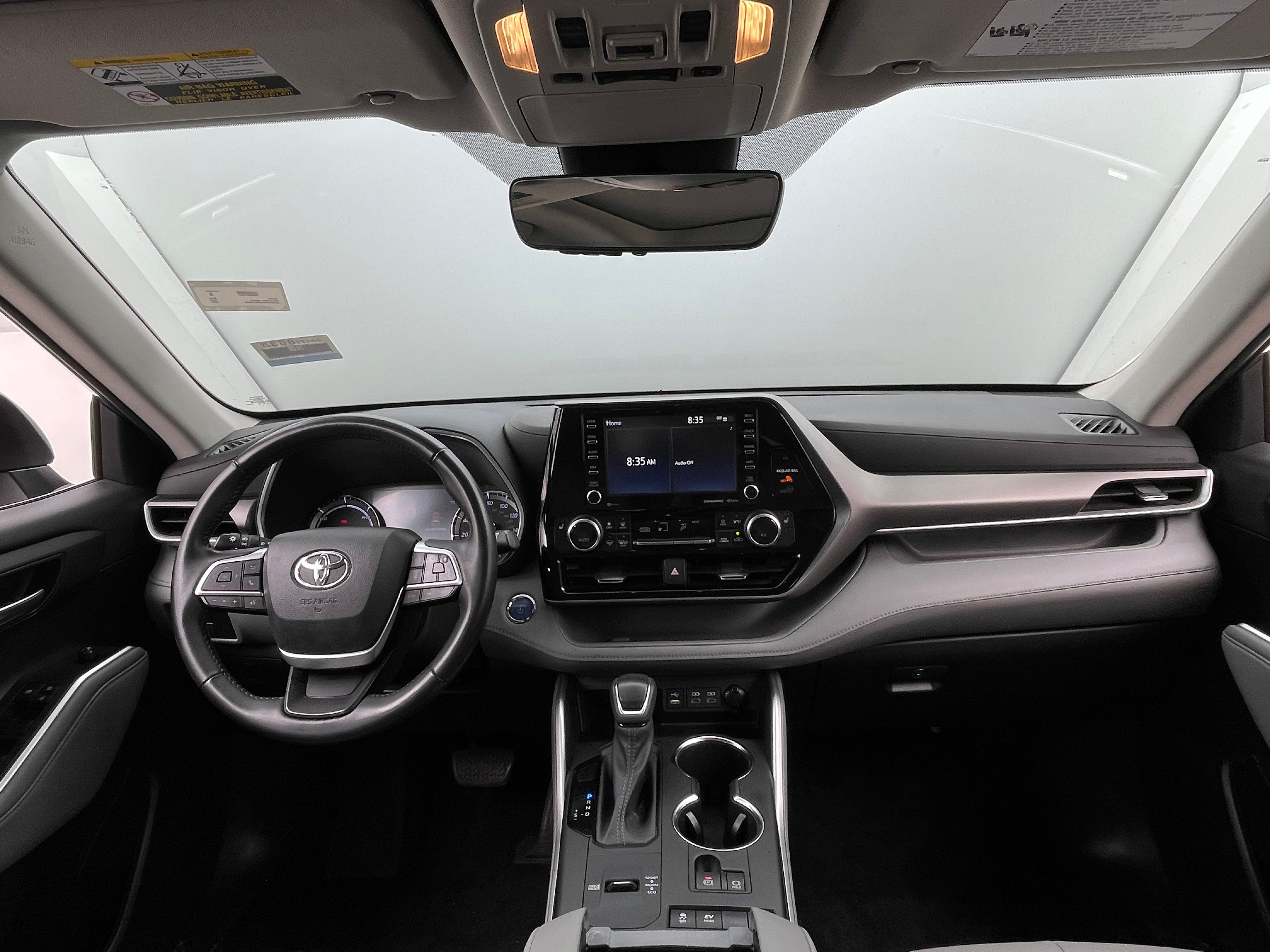 2022 Toyota Highlander XLE 2