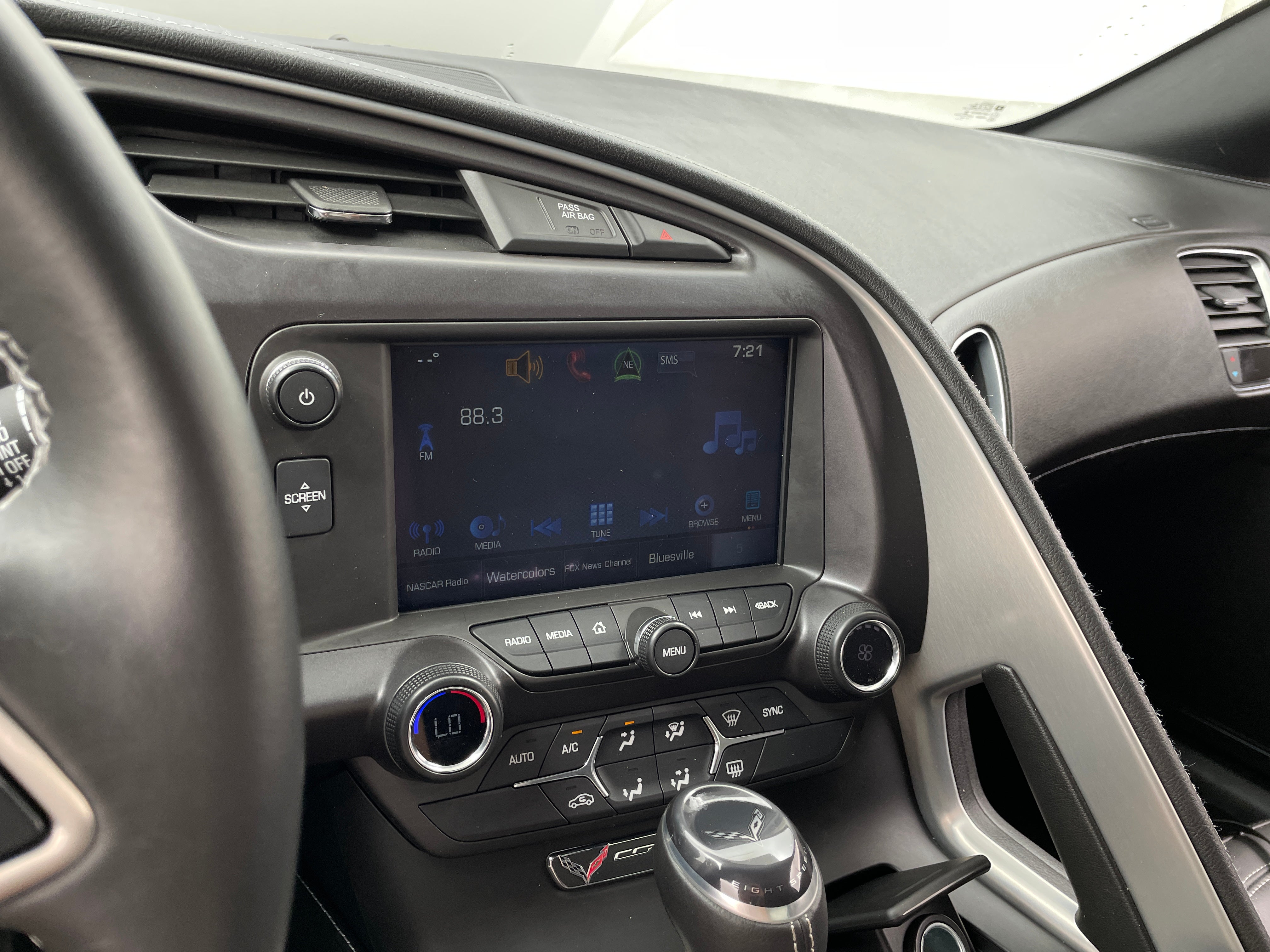 2019 Chevrolet Corvette Stingray 2