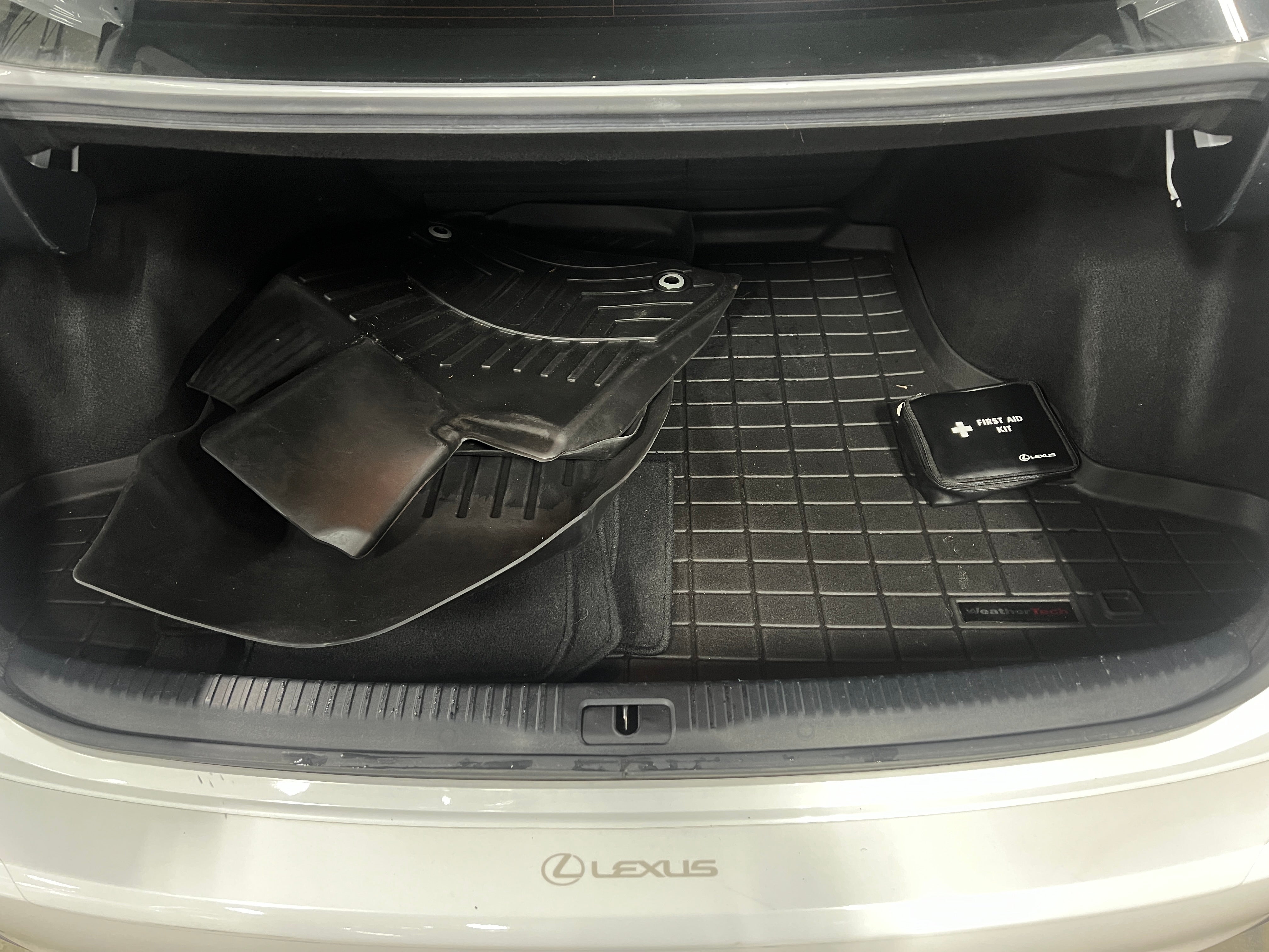 2015 Lexus IS 350 6