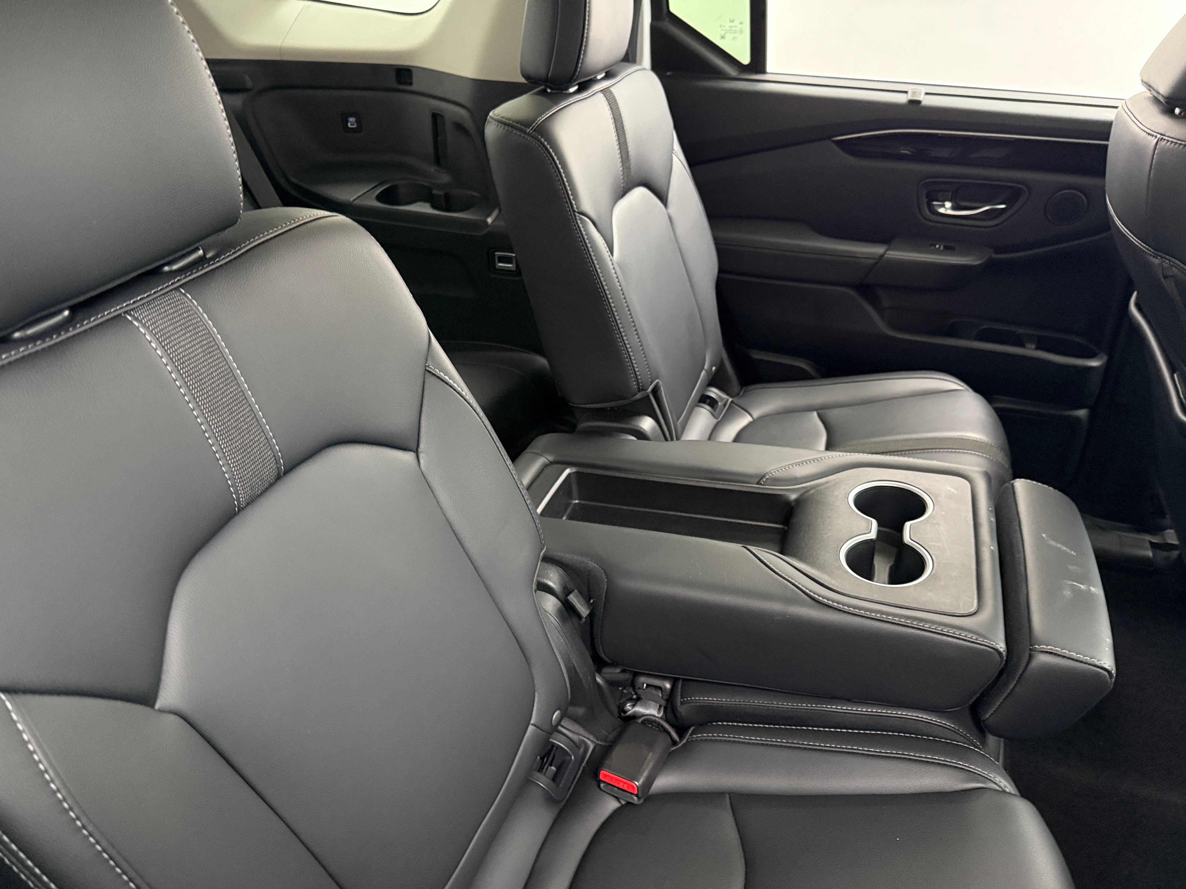 Thumbnail: 2023 Honda Pilot - 5