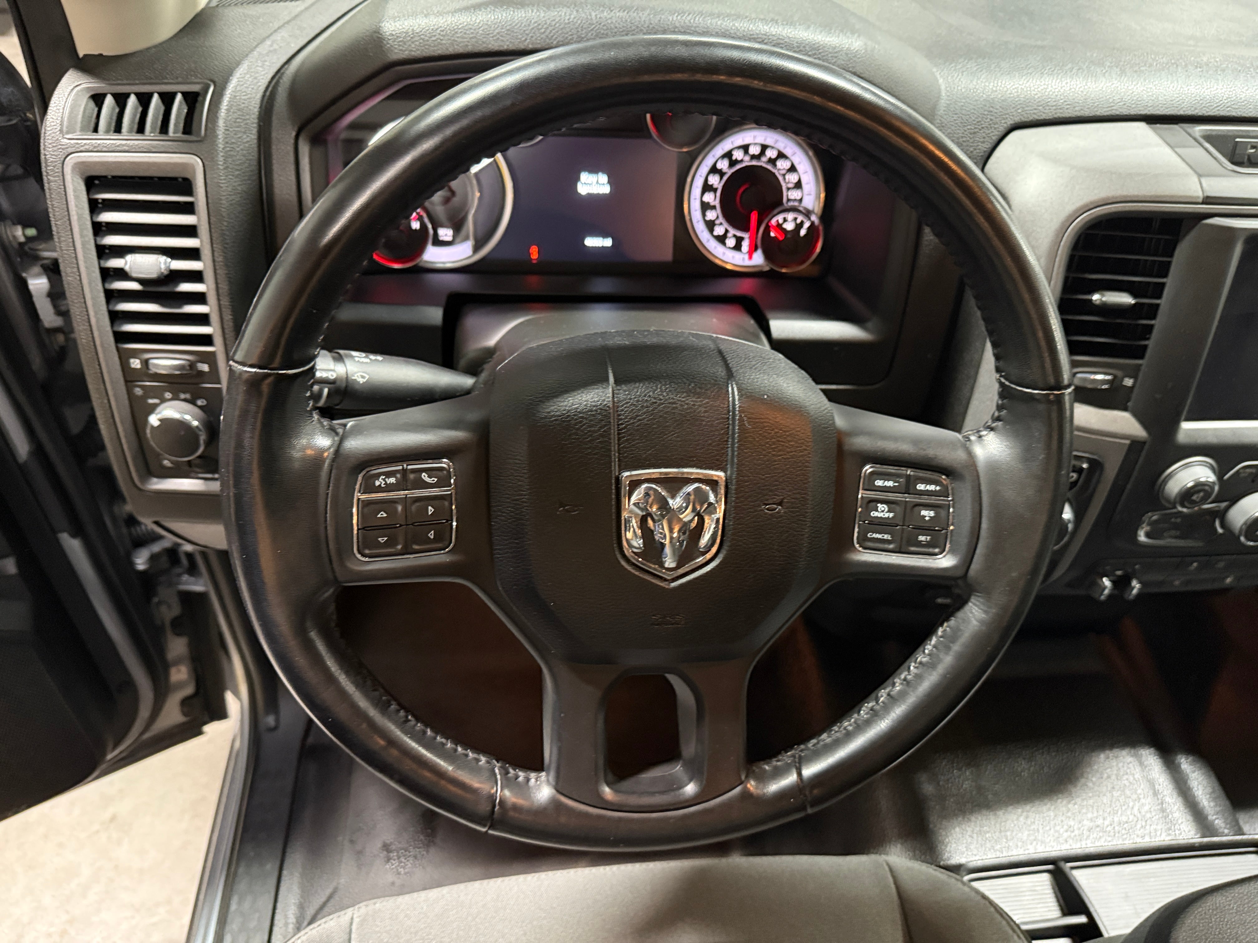 2022 RAM 1500 Classic Tradesman 5