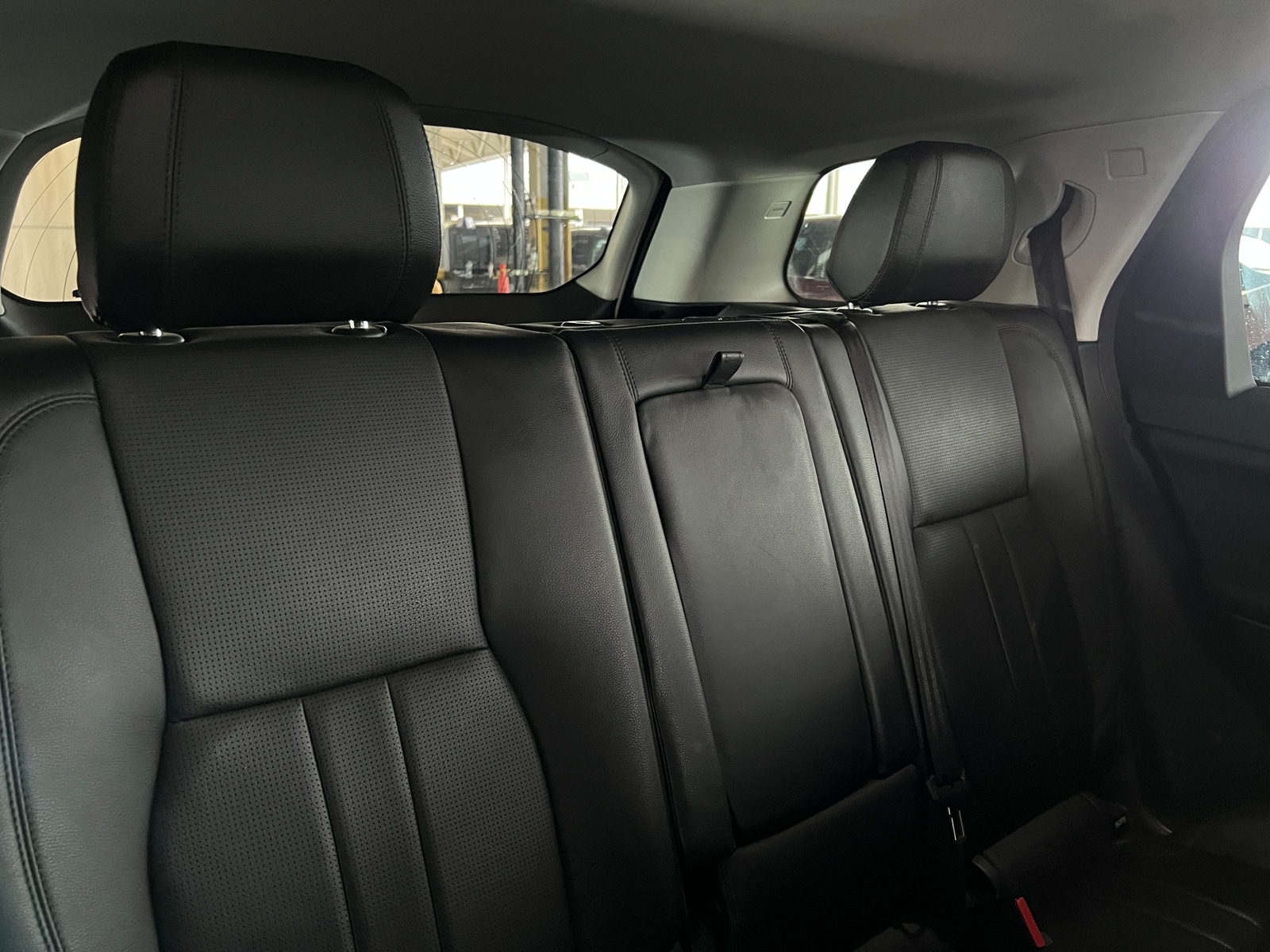 Thumbnail: 2019 Land Rover Discovery Sport - 5