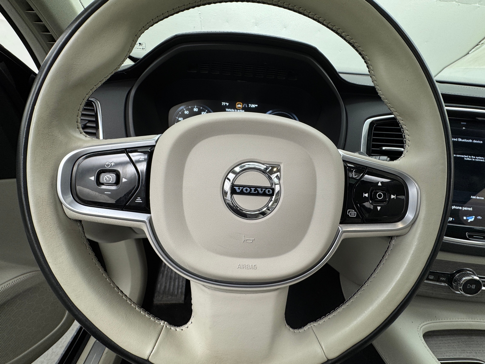 Thumbnail: 2022 Volvo XC90 - 4
